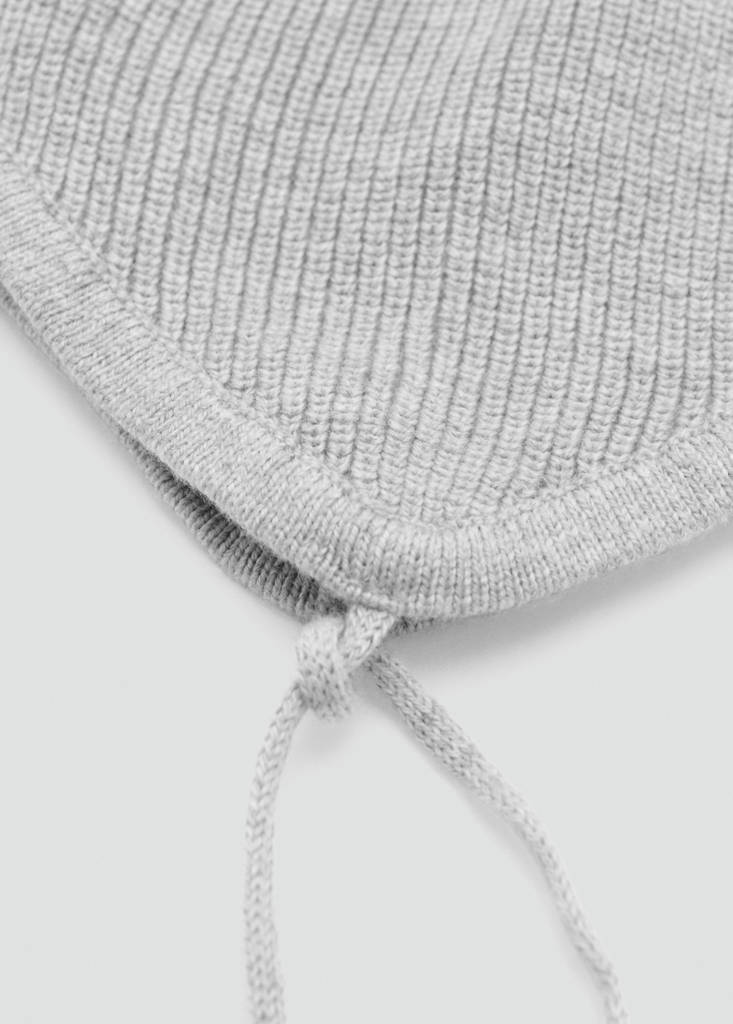 Pom pom cable-knit beanie — Medium Heather Grey