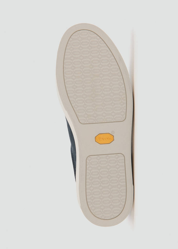 Suede leather trainer with Vibram® sole — Navy