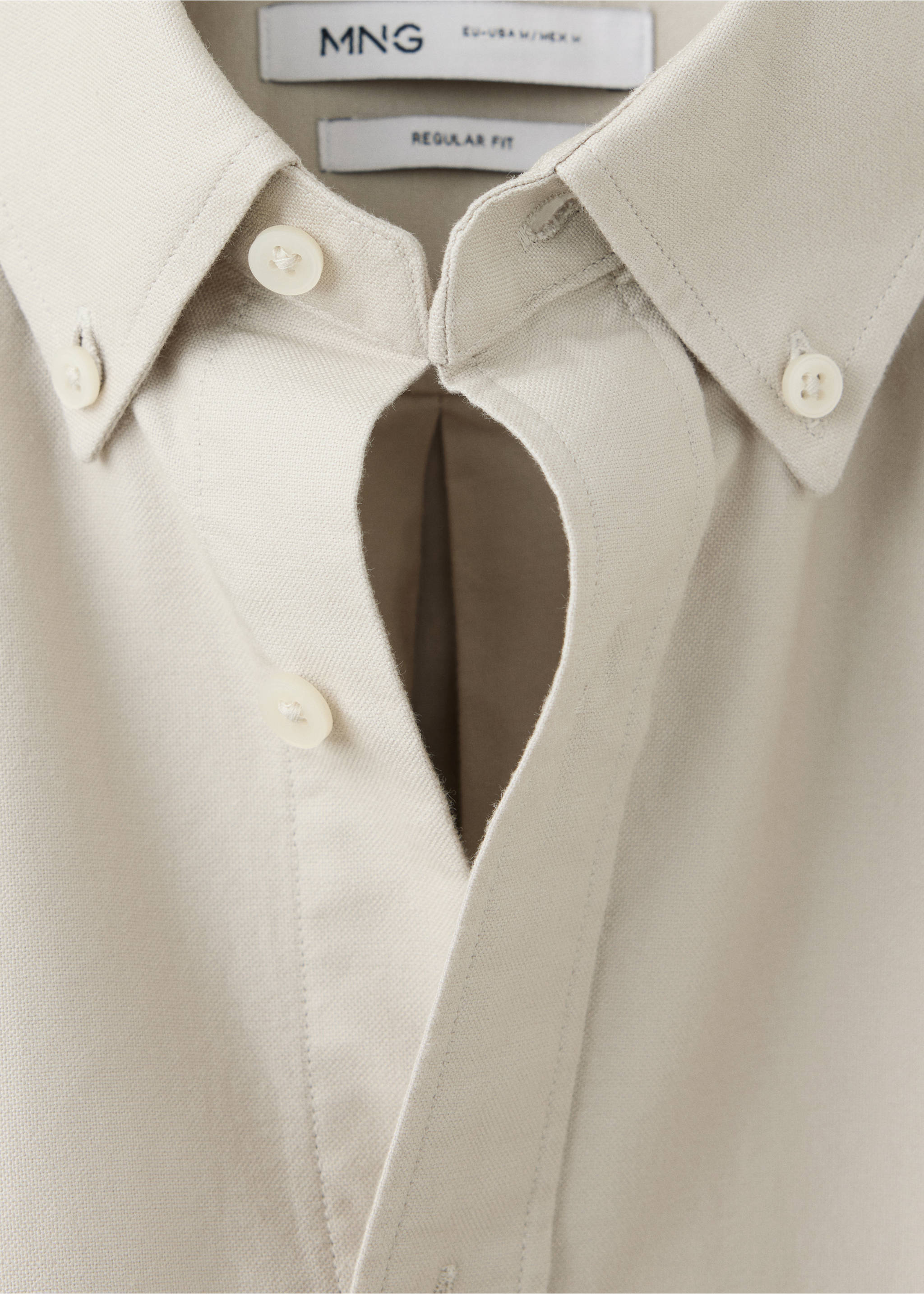 100% cotton Oxford shirt - Details of the article 8, Beige. Ref: 37074438-00.