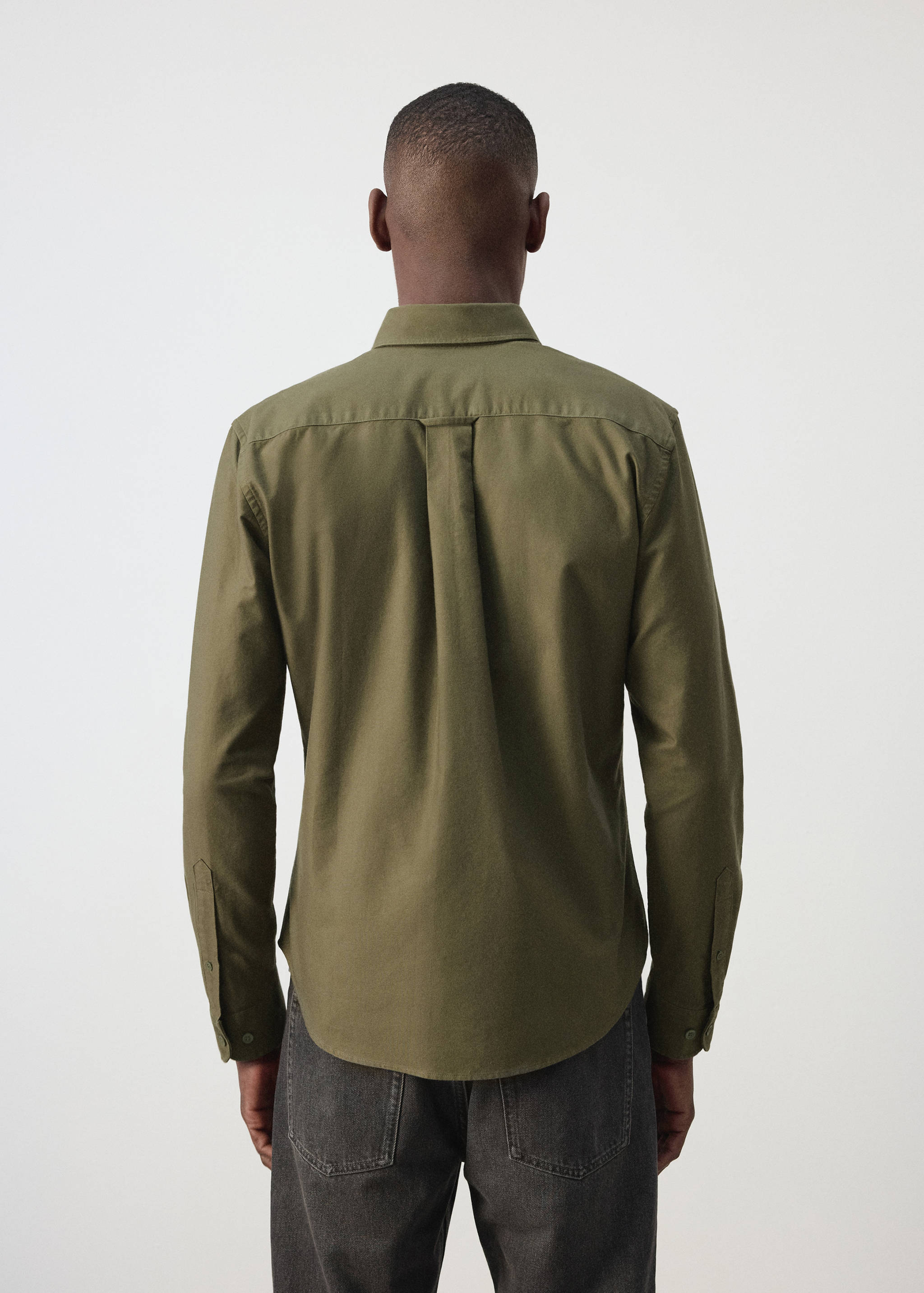 100% cotton Oxford shirt - Reverse of the article