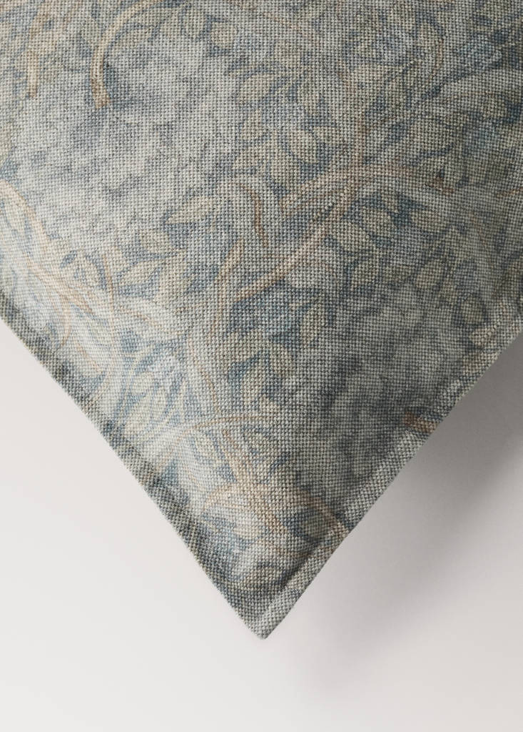 Floral print cotton-linen cushion cover 50x50 cm — Blue