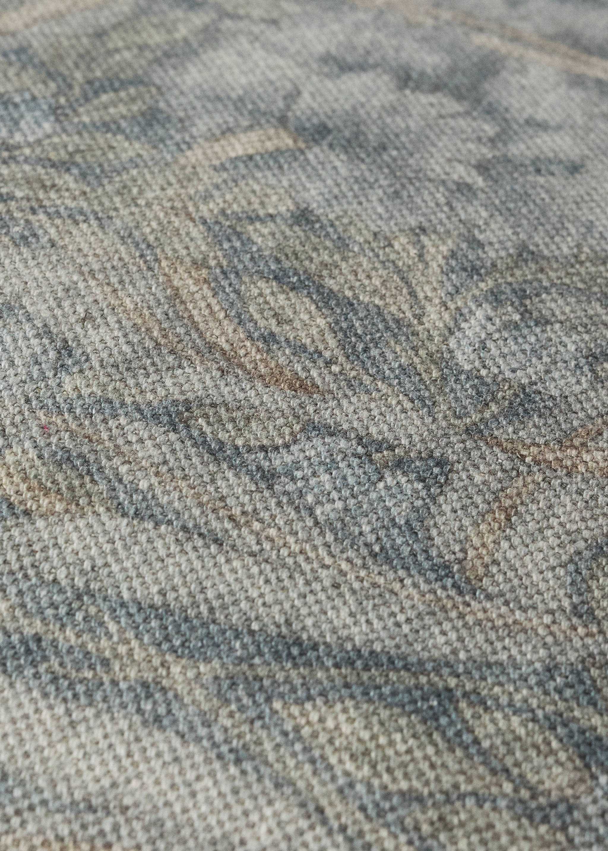 Floral print cotton-linen cushion cover 50x50 cm - Details of the article 3