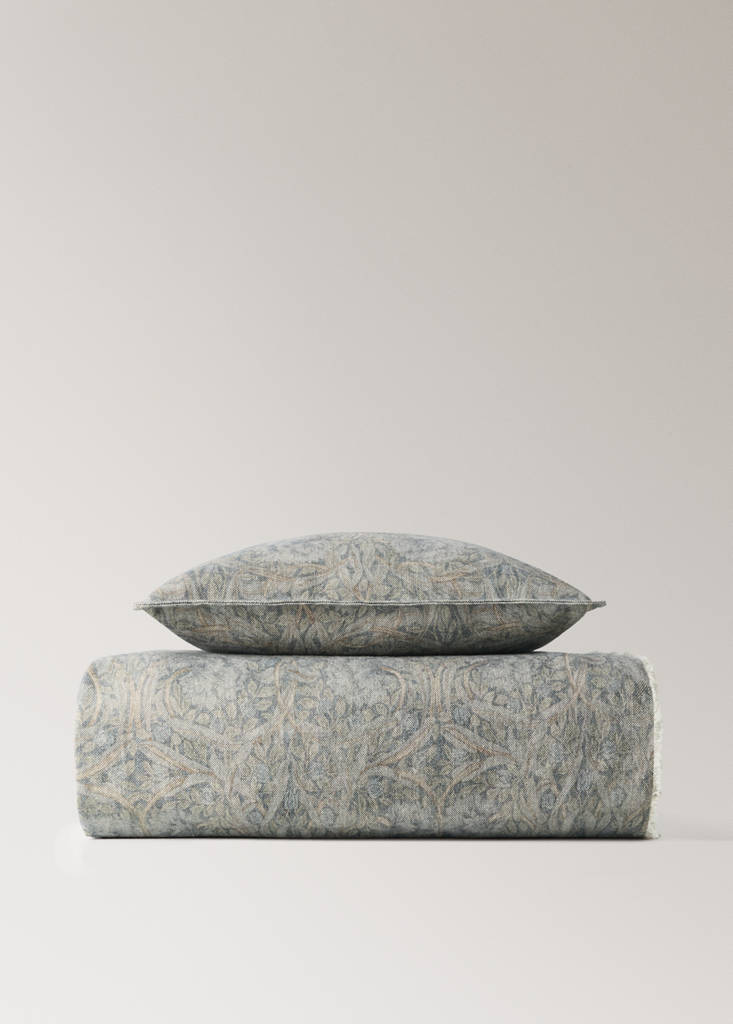 Floral print cotton-linen cushion cover 50x50 cm — Blue