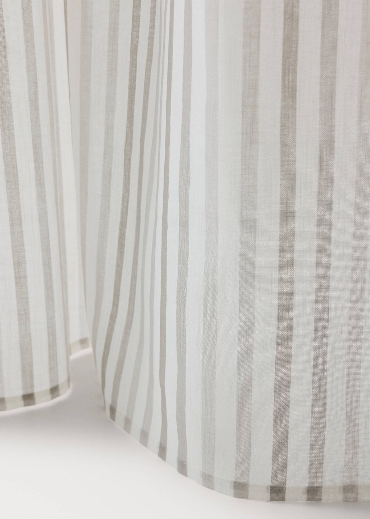 Multi-striped cotton curtain — Grey