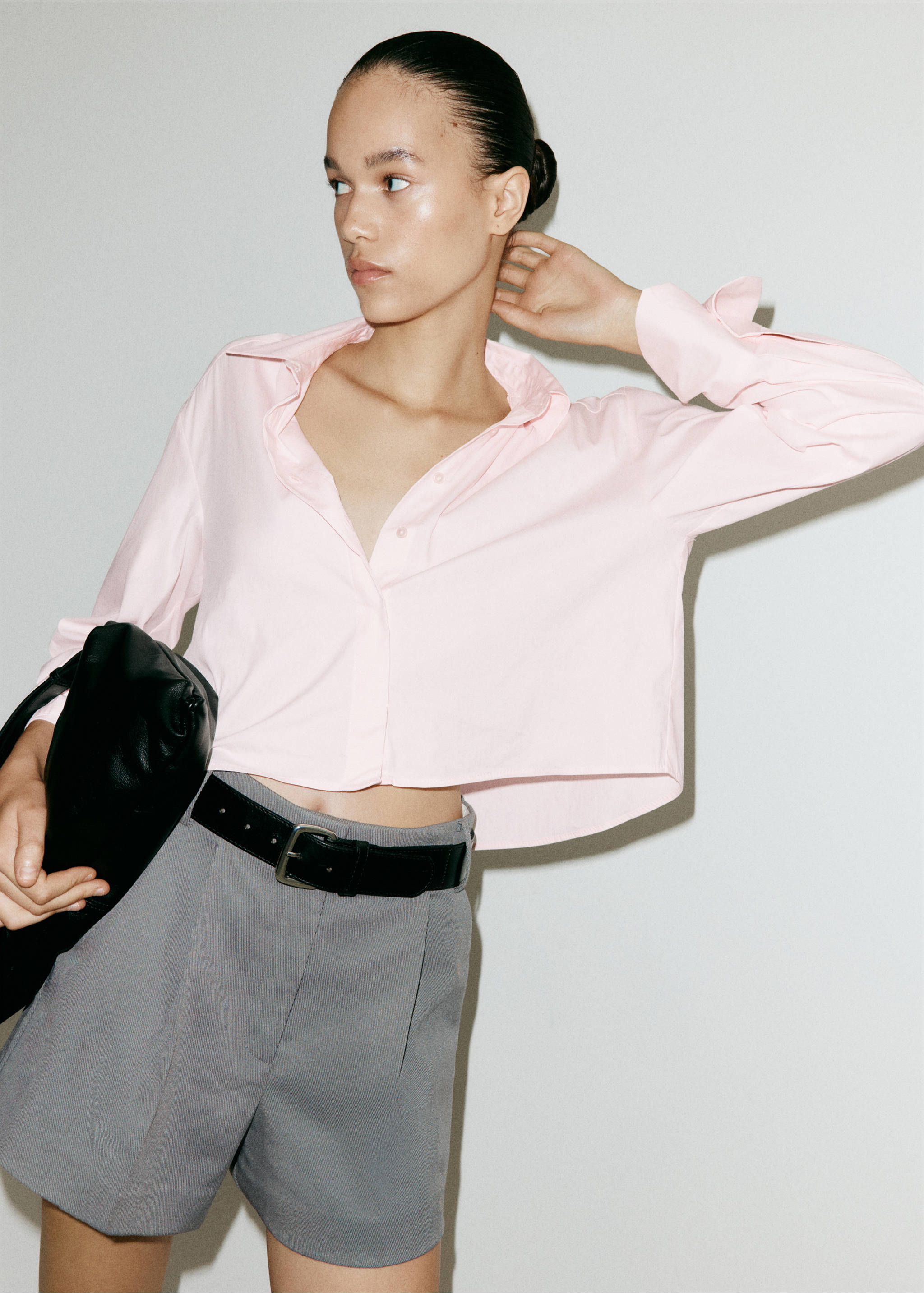 Cotton shirt with hidden buttons - Medium plane, Pink. Ref: 37074472-00.