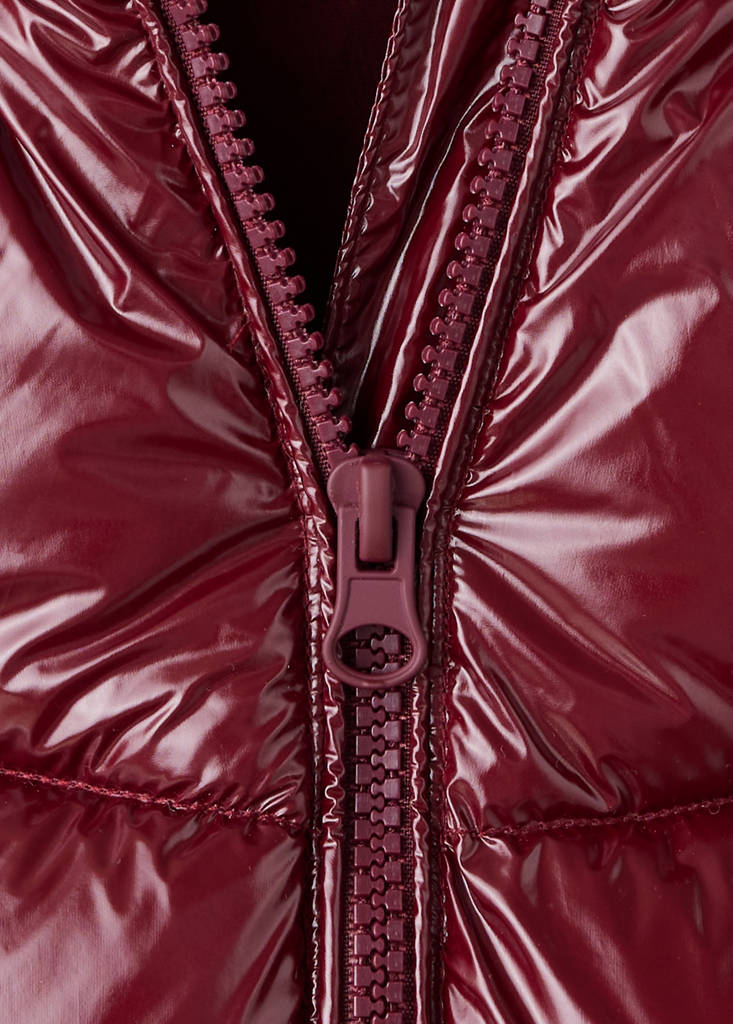 Shiny quilted anorak — Cherry