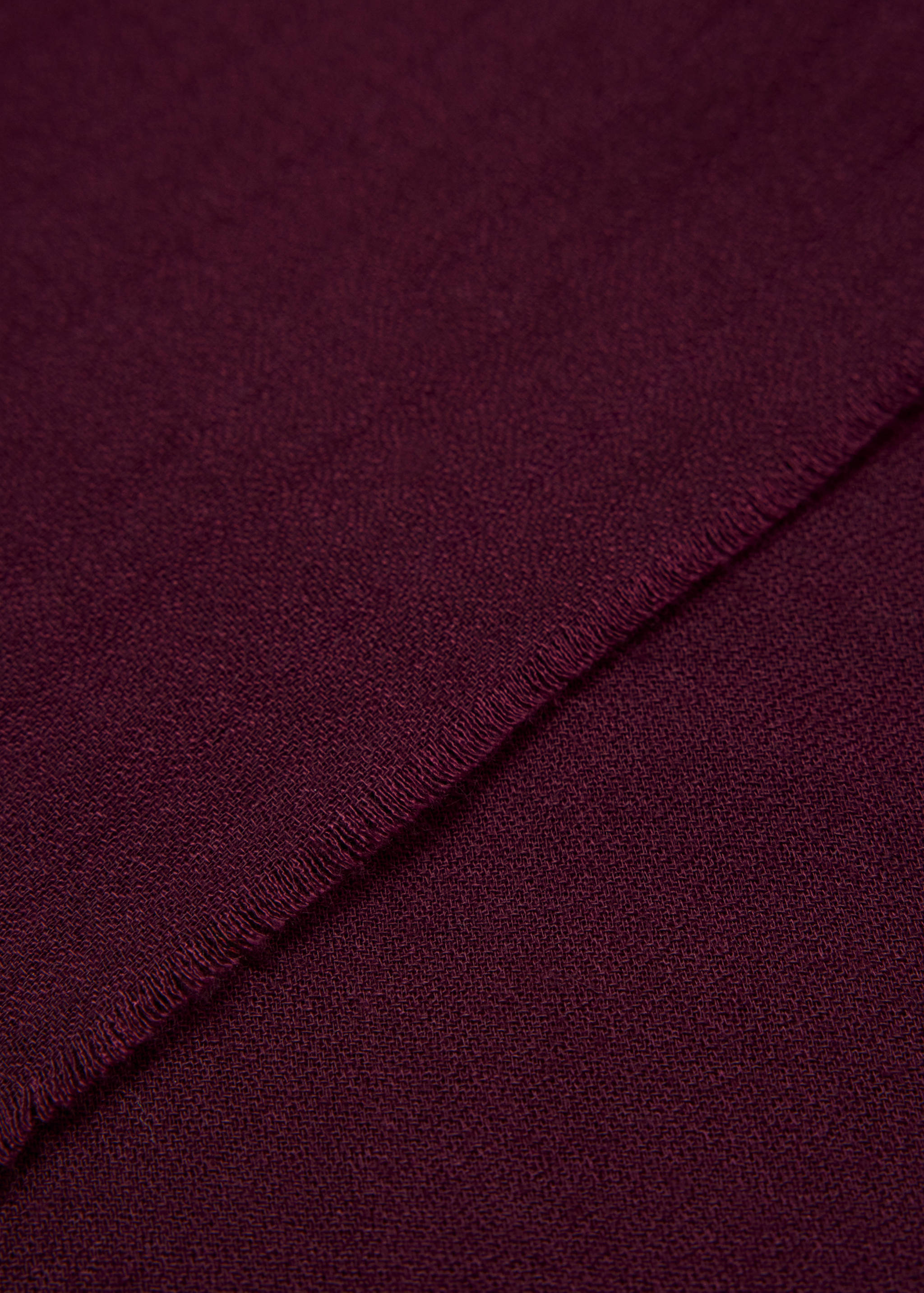Frayed edge scarf - Details of the article 1