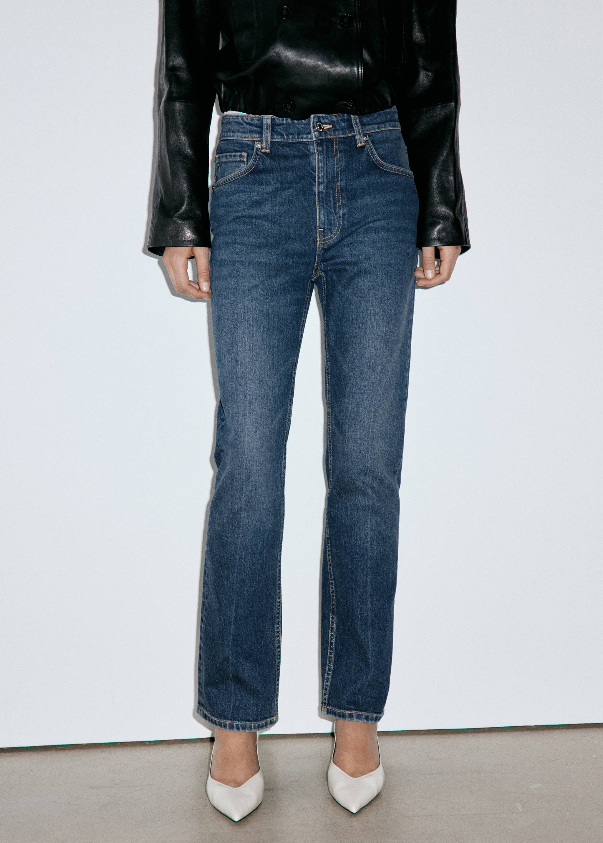 Slim-fit high-waist jeans - Medium plane