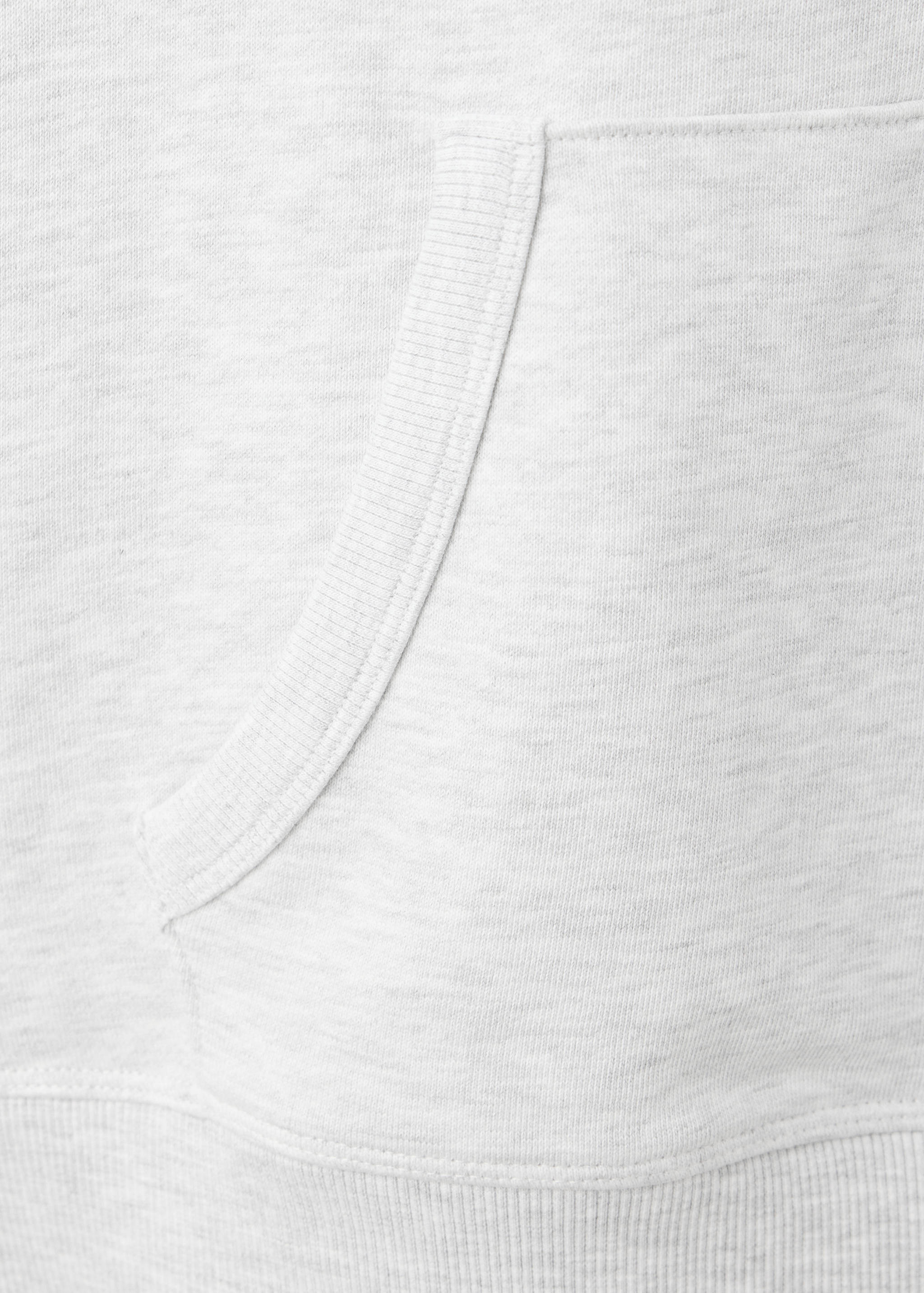 Camisola com capuz e detalhe bordado - Pormenor do artigo 8