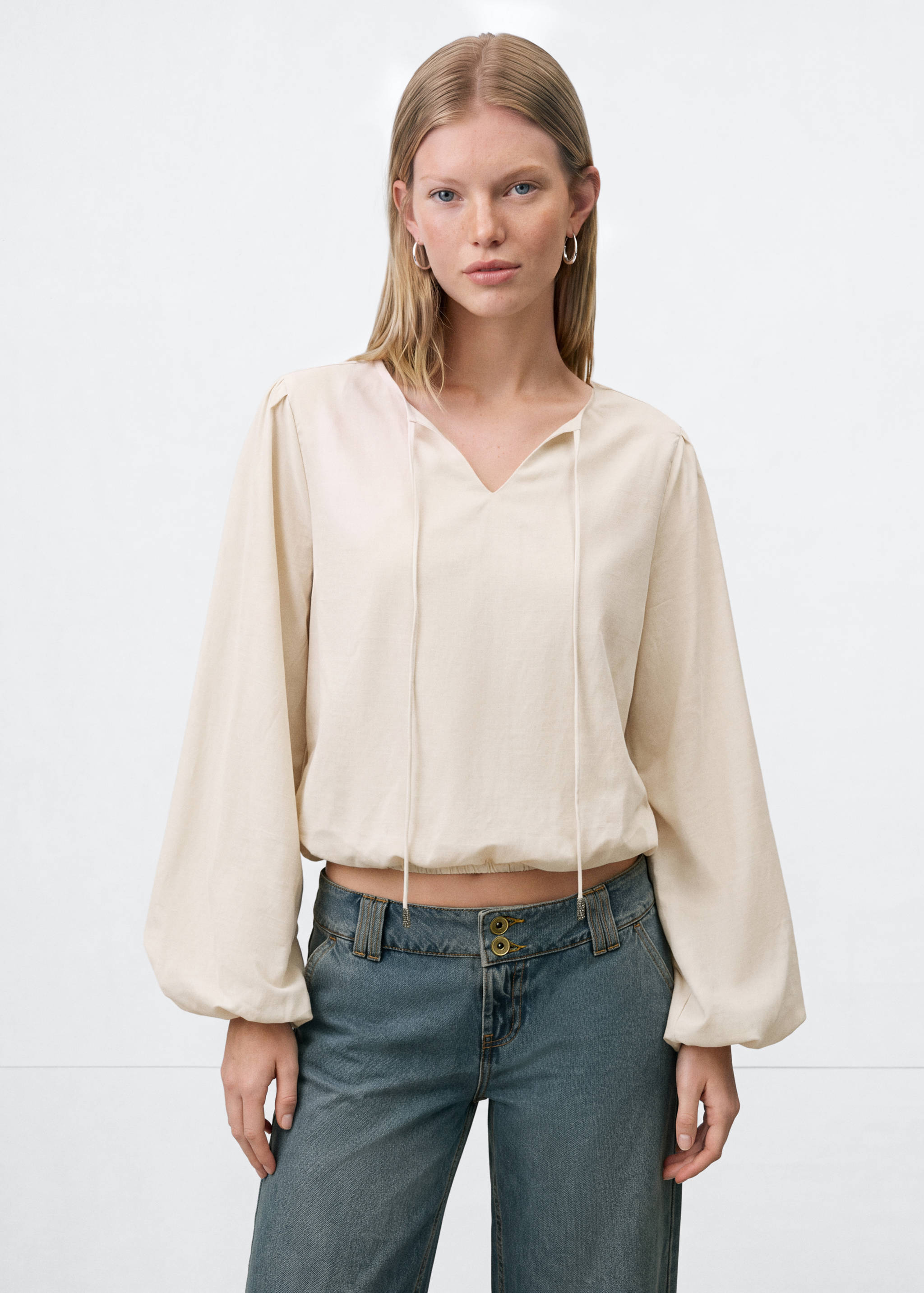 Chiffon blouse with bow - Medium plane