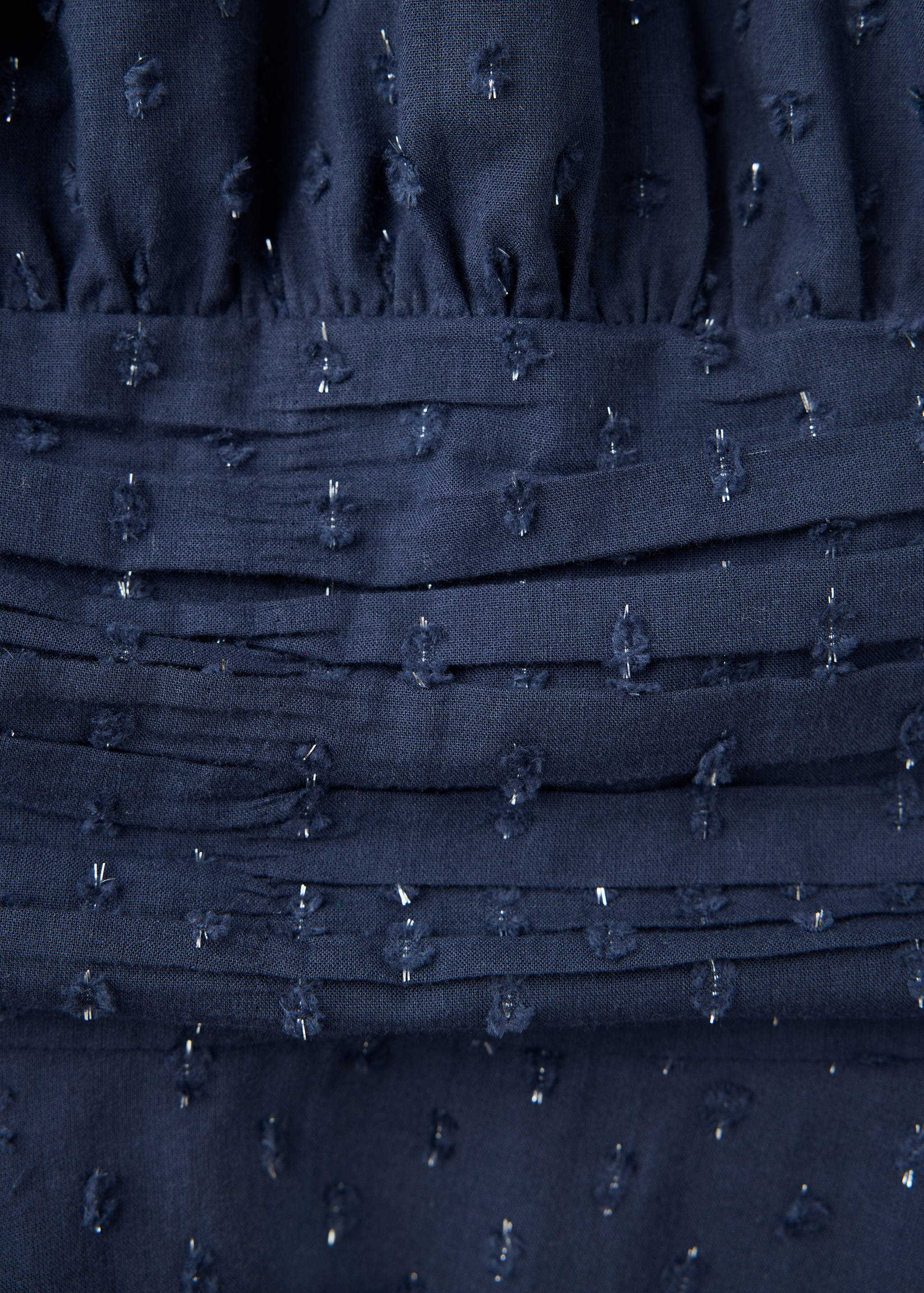 Robe froncée avec détails métallisés - Détail de l'article 0