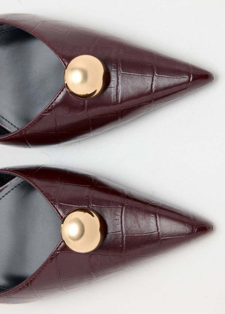 Metal-beaded high-heel shoe — Burgundy
