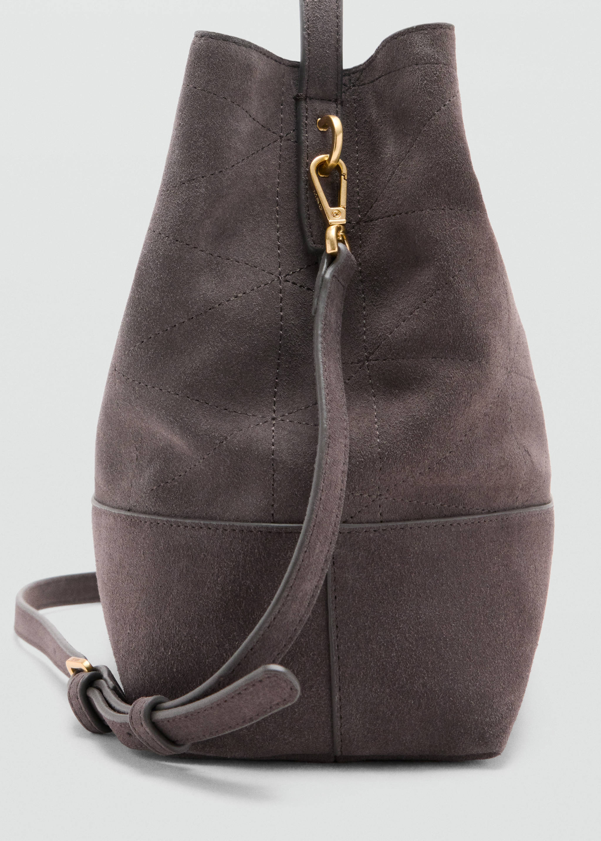 Leather bucket bag - Details of the article 2