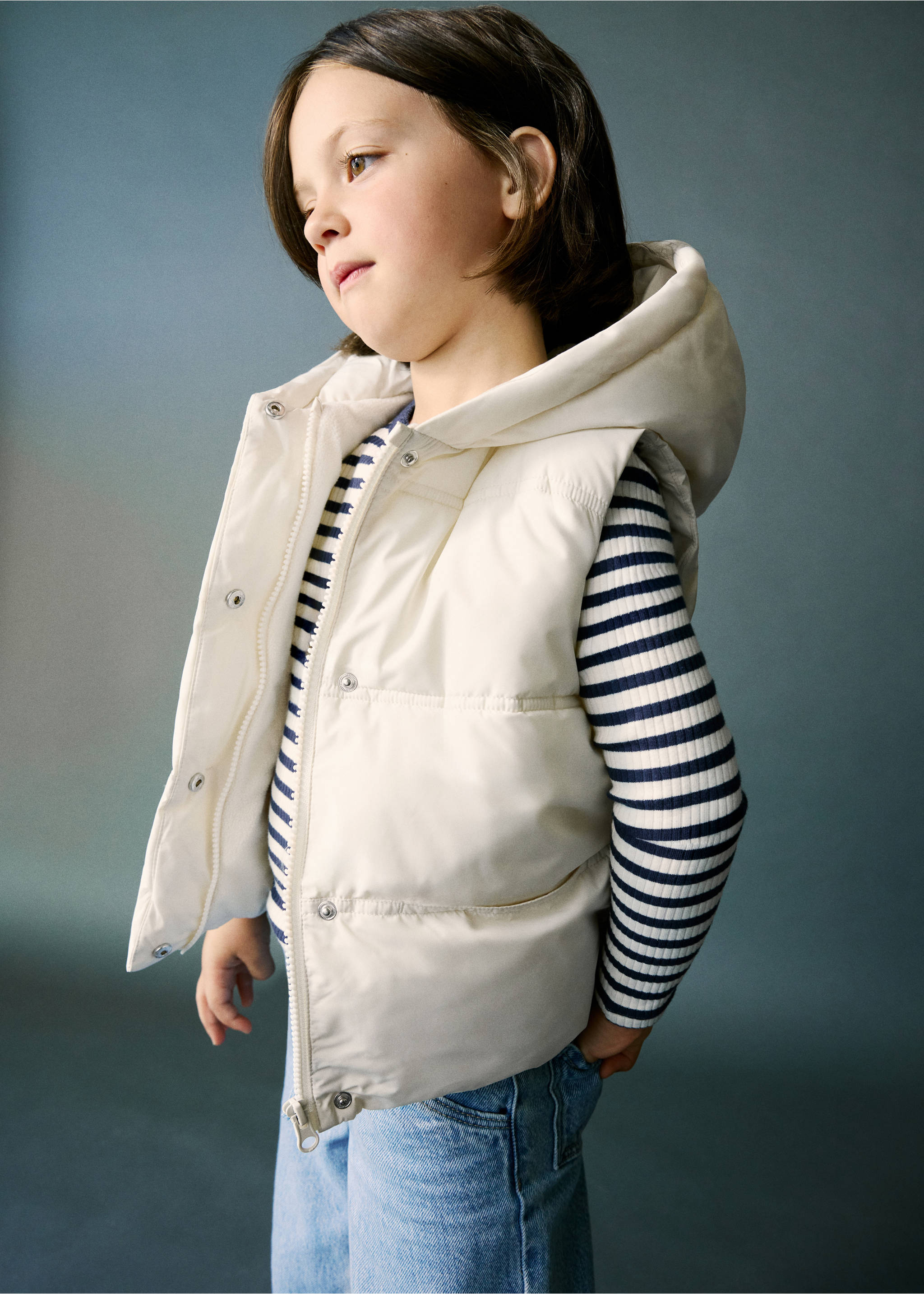 Quilted gilet with hood - General plane, Off White. Ref: 37075149-00.