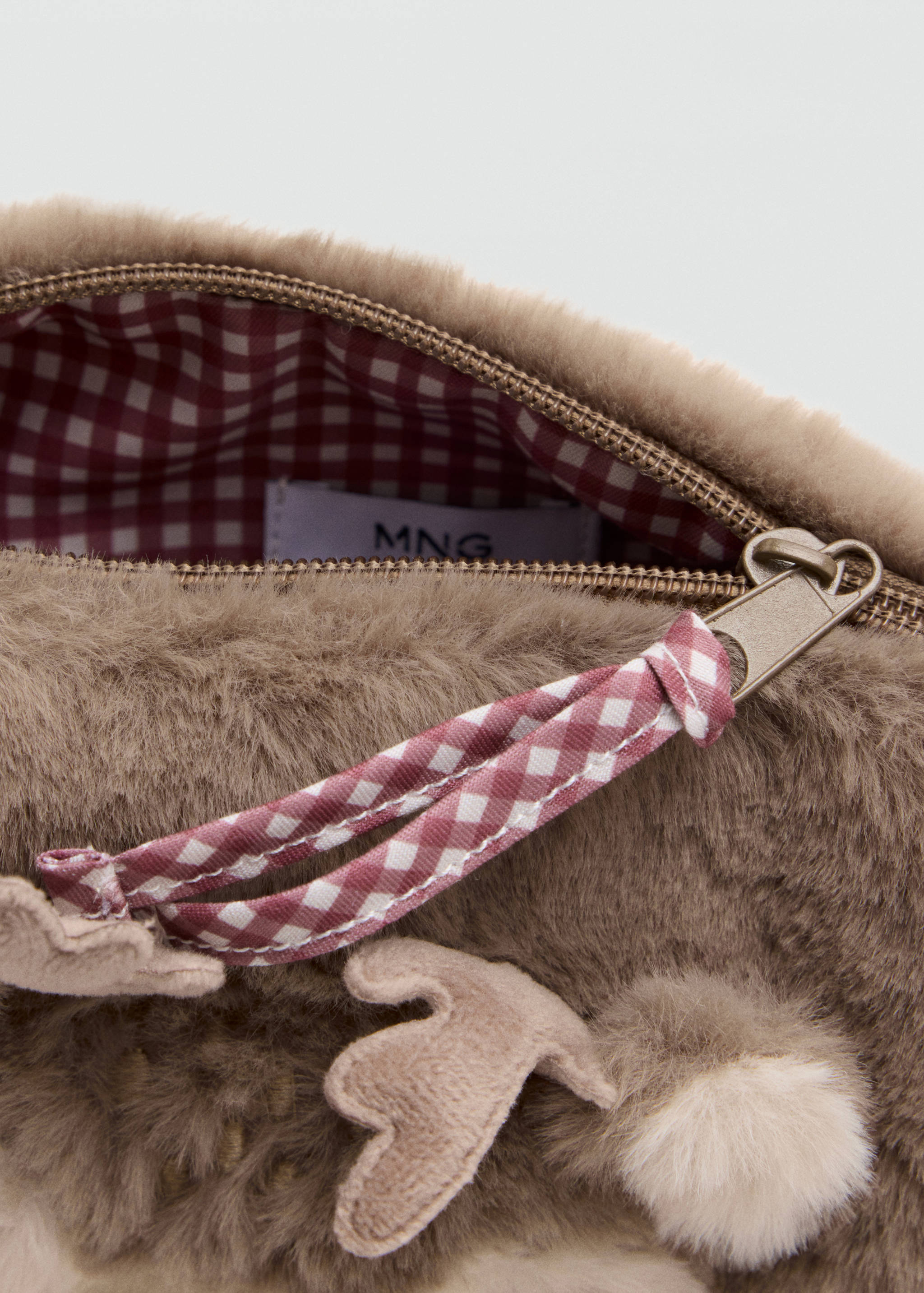Furry deer pencil case - Деталь изделия 2