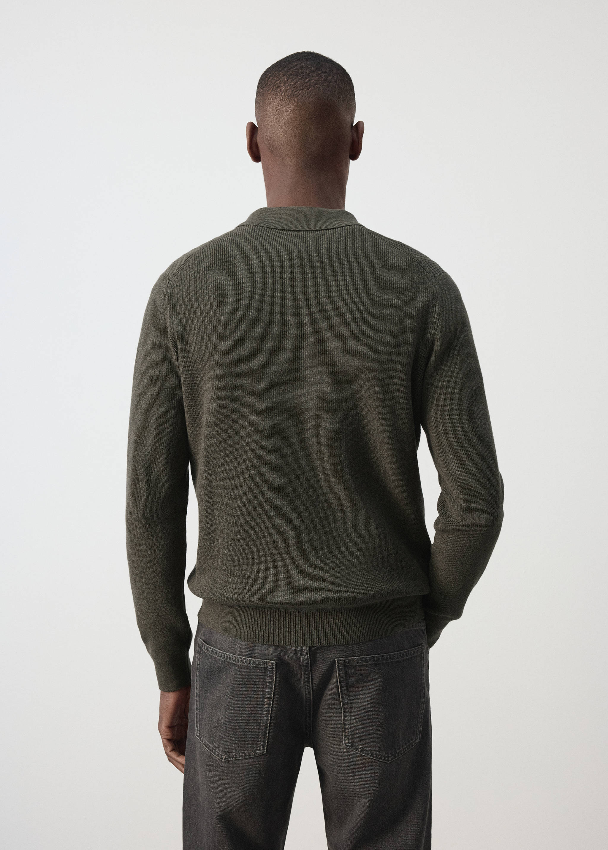 100% cotton knitted polo shirt - Reverse of the article