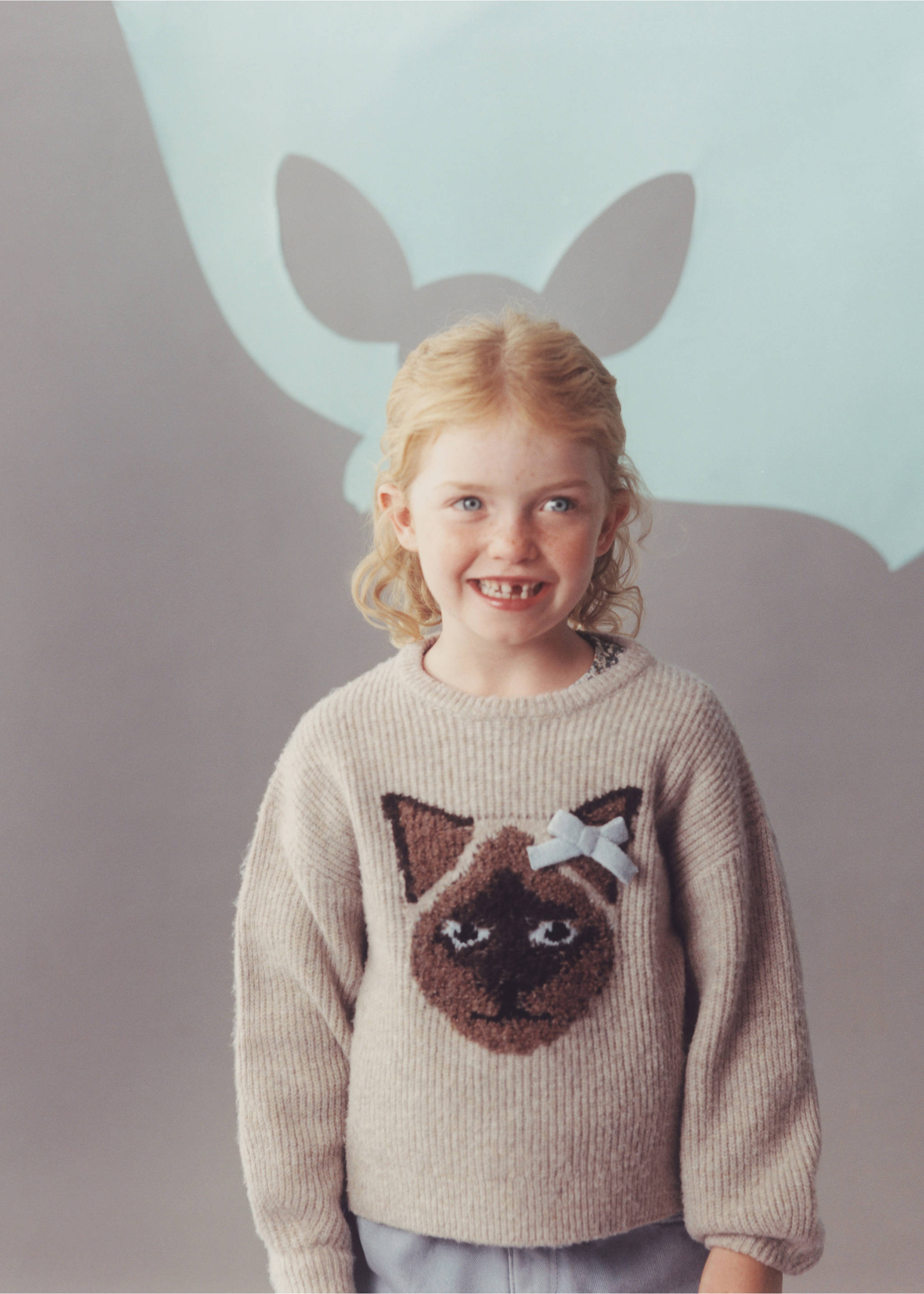 Cat knit jumper - Details of the article 5, Medium Brown. Ref: 37075160-00.