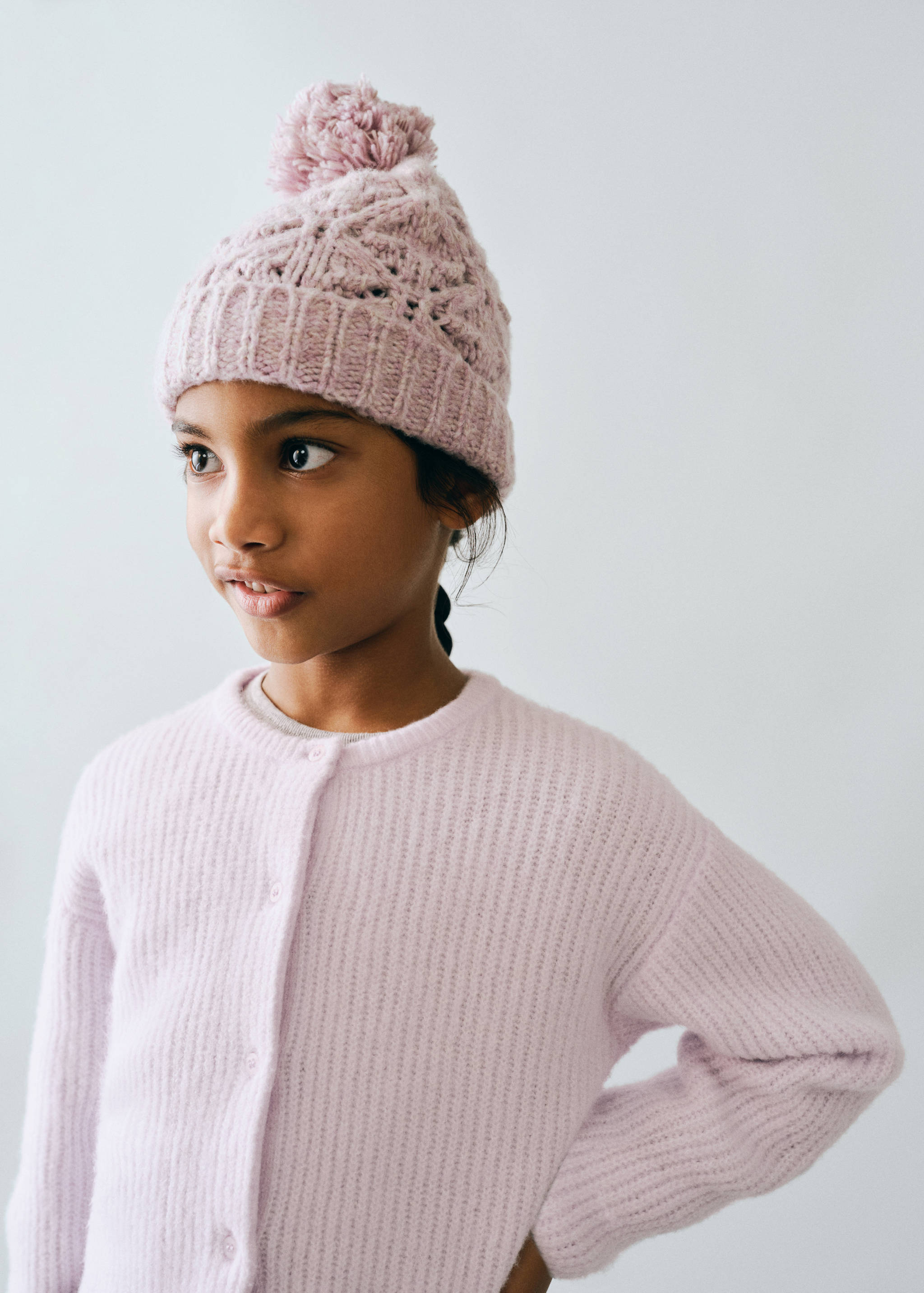 Ribbed knitted cardigan - Medium plane
