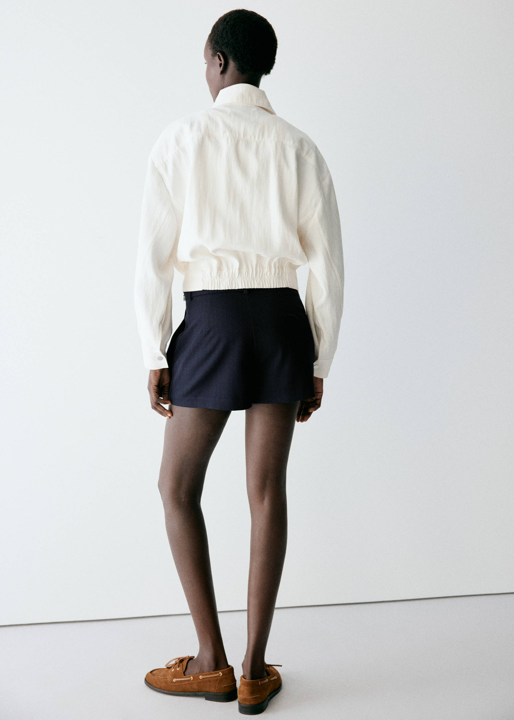 Pinstripe skort - Reverse of the article