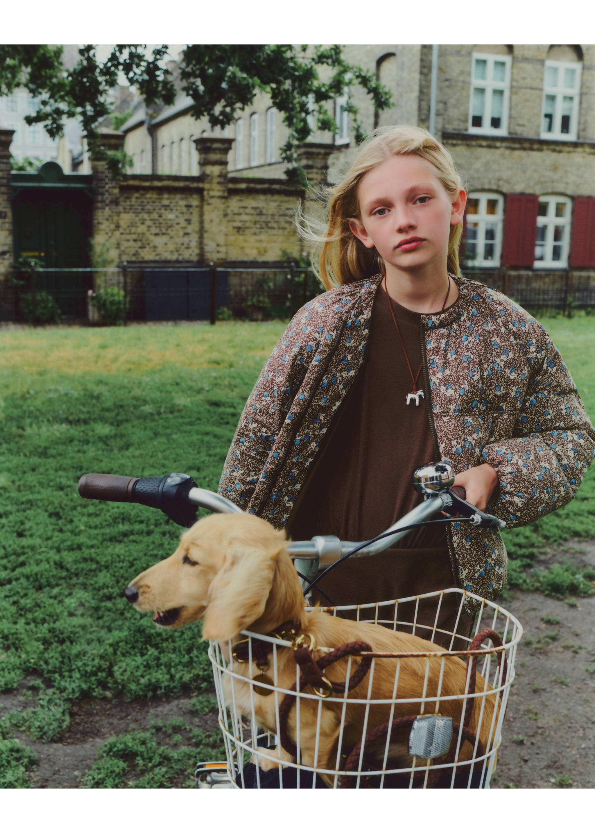 Flowers print anorak - Details of the article 6, Brown. Ref: 37075170-00.