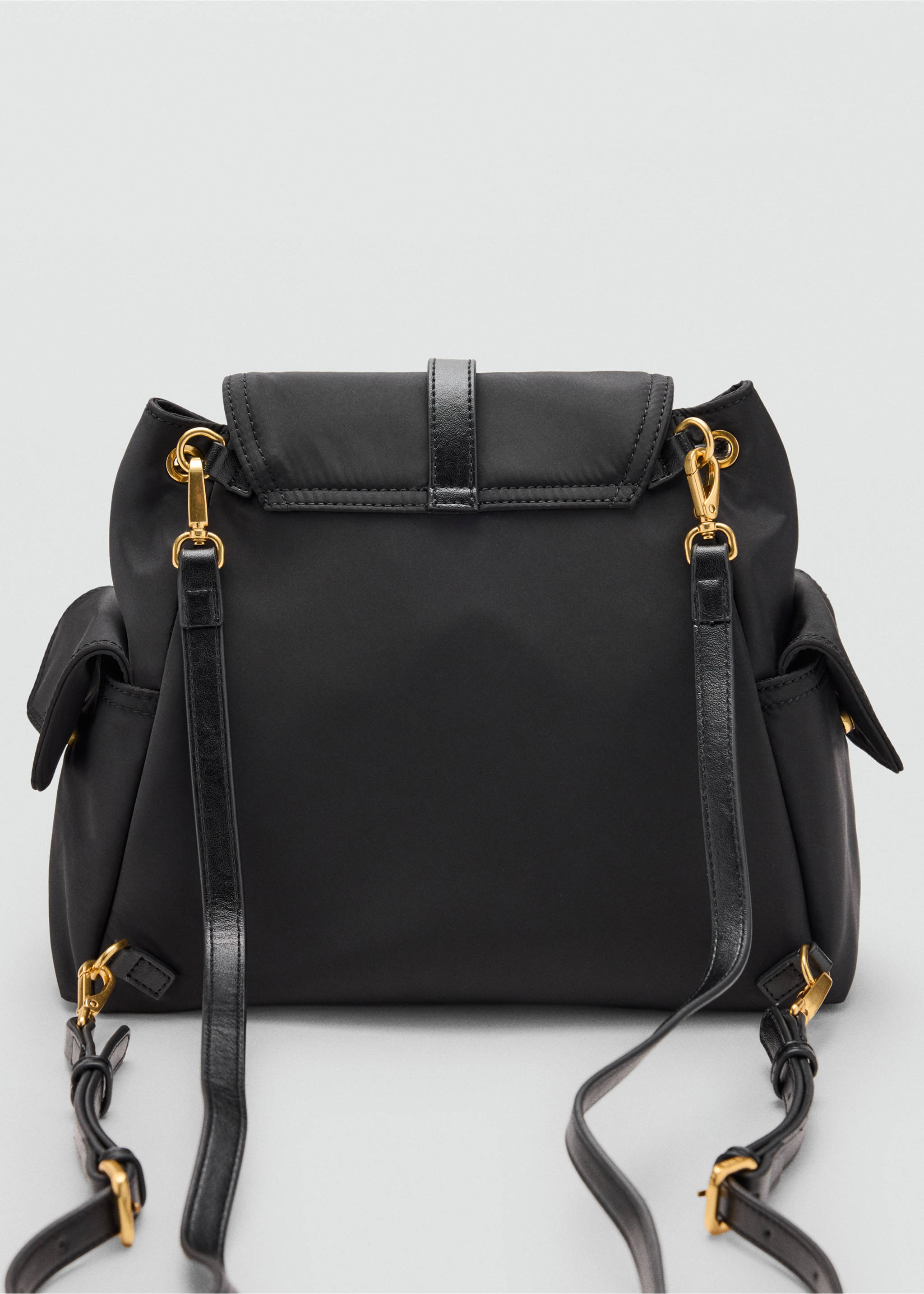 Pocket backpack with buckle - Details of the article 2, Black. Ref: 37075171-00.