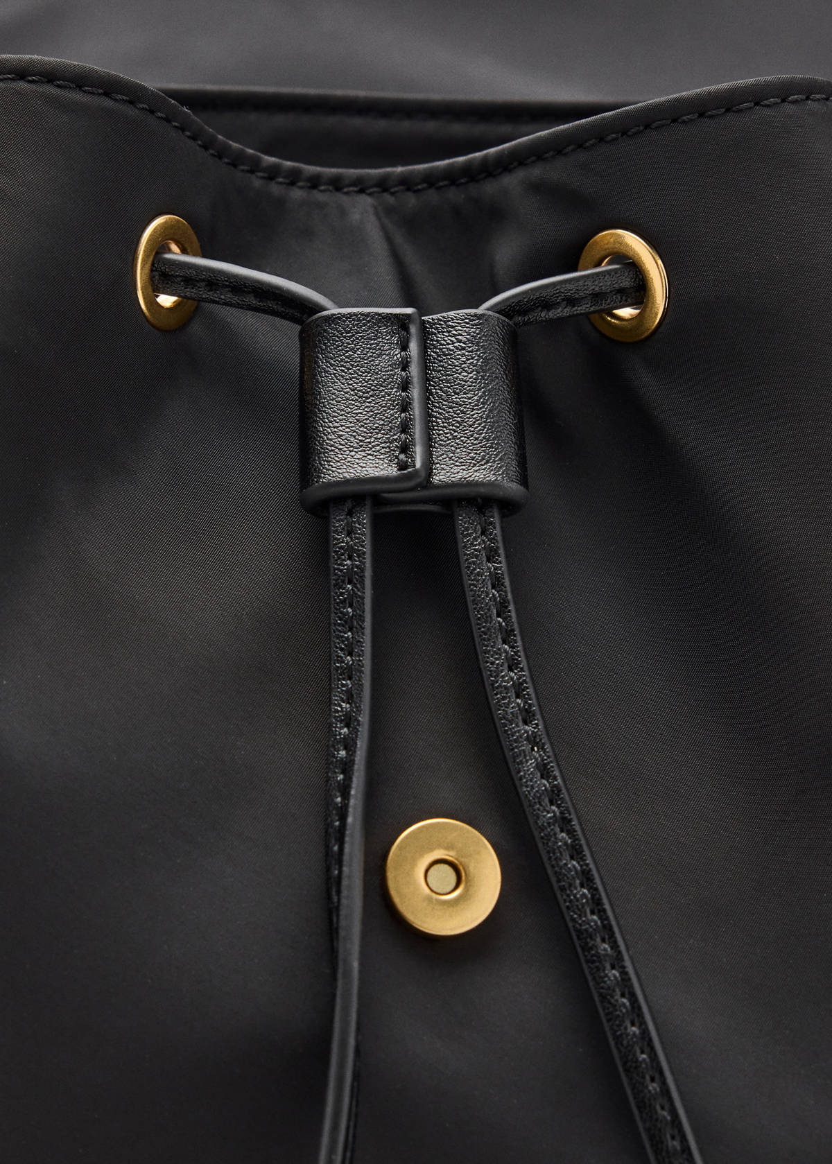 Backpack with buckle pockets — Black