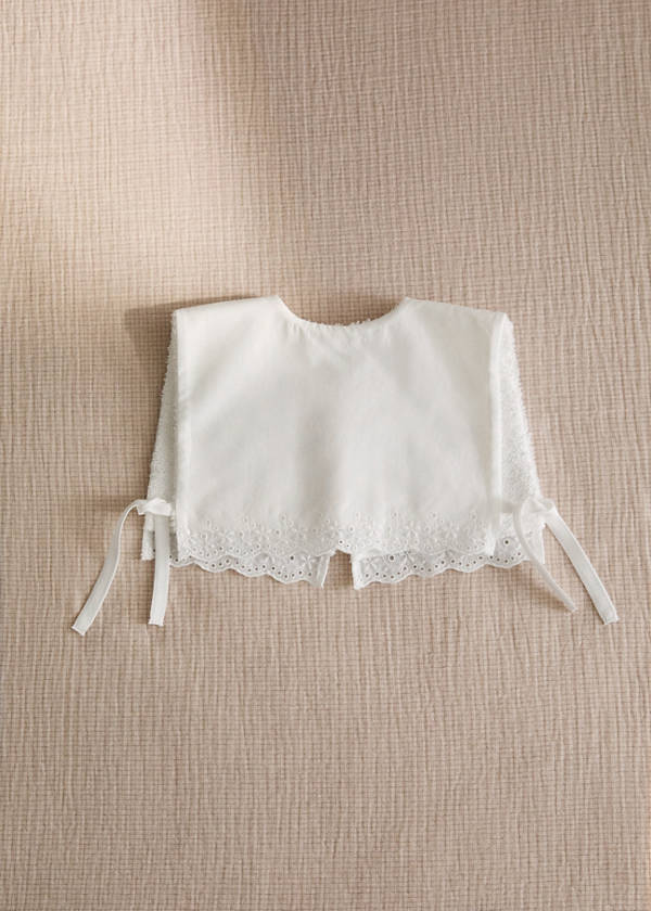 Terry bib with lace trim — White