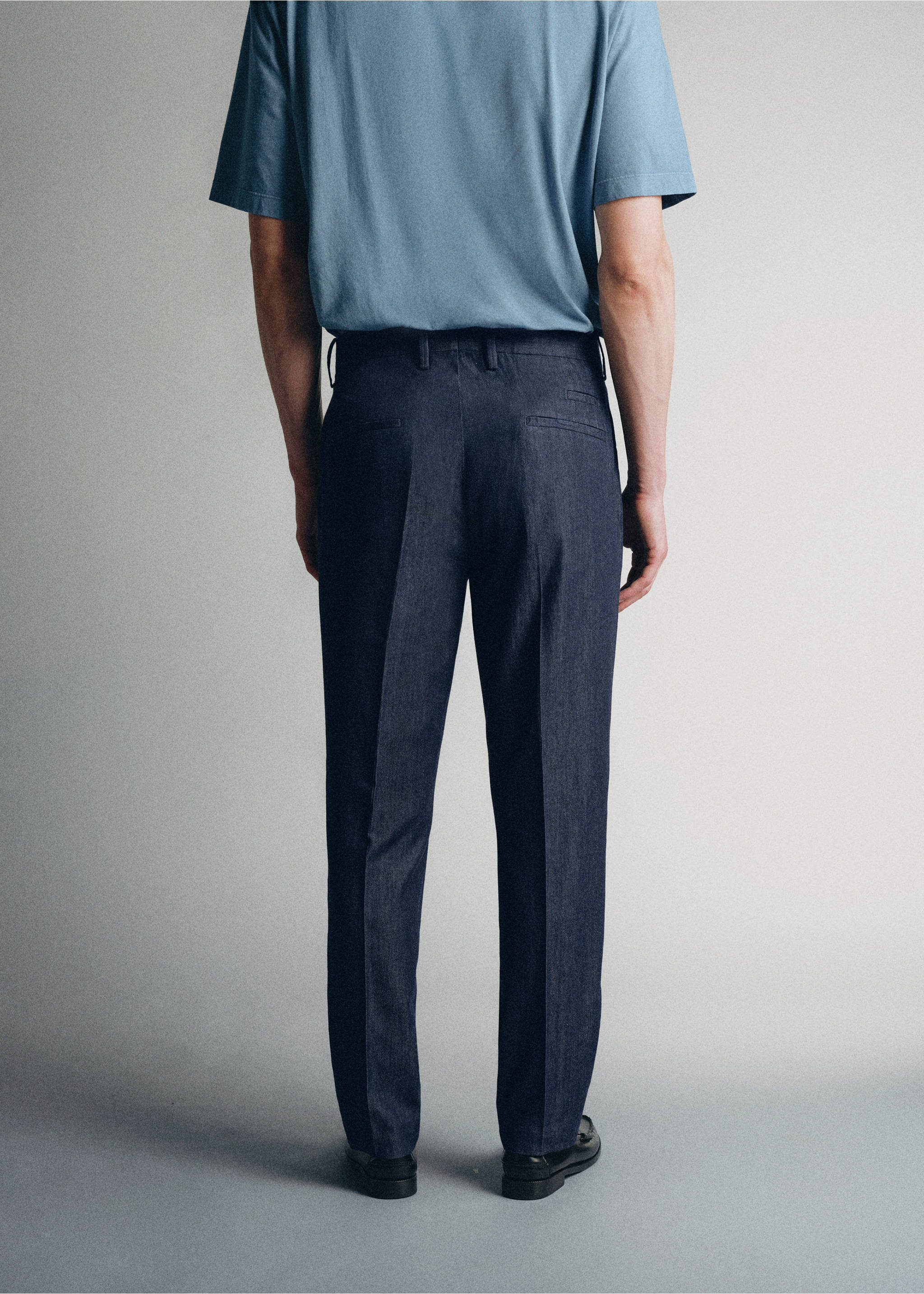 Italian cotton-lyocell jeans - Reverse of the article, Indigo Blue. Ref: 37075838-00.