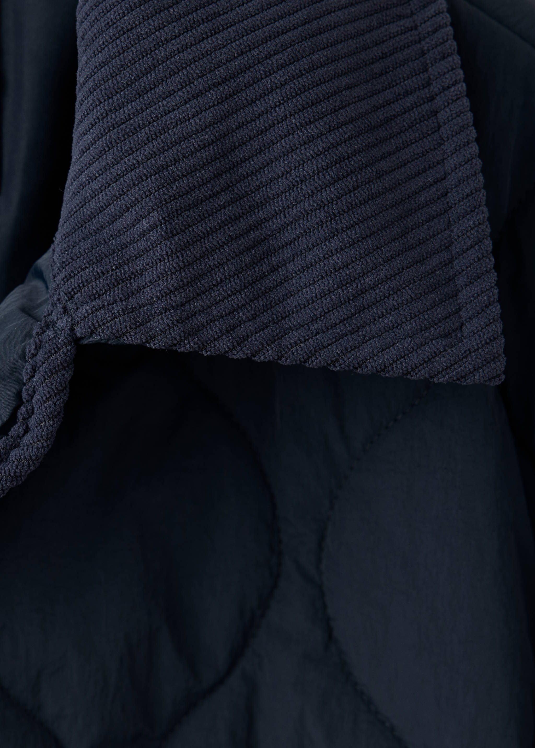 Chaqueta acolchada detalles pana - Detalle del artículo 8