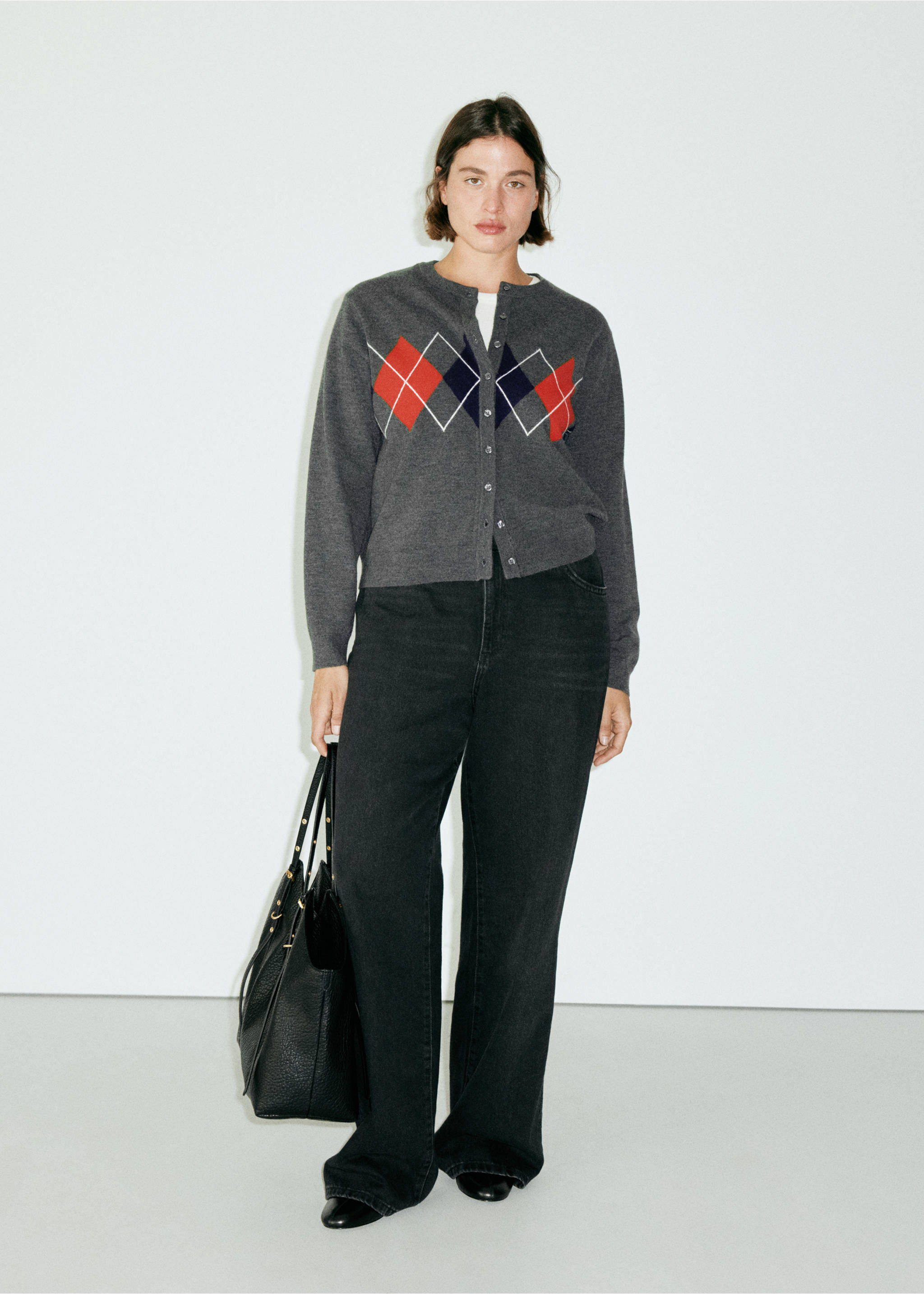 Rhombus cardigan with buttons - Details of the article 5, Medium Heather Grey. Ref: 37075847-00.