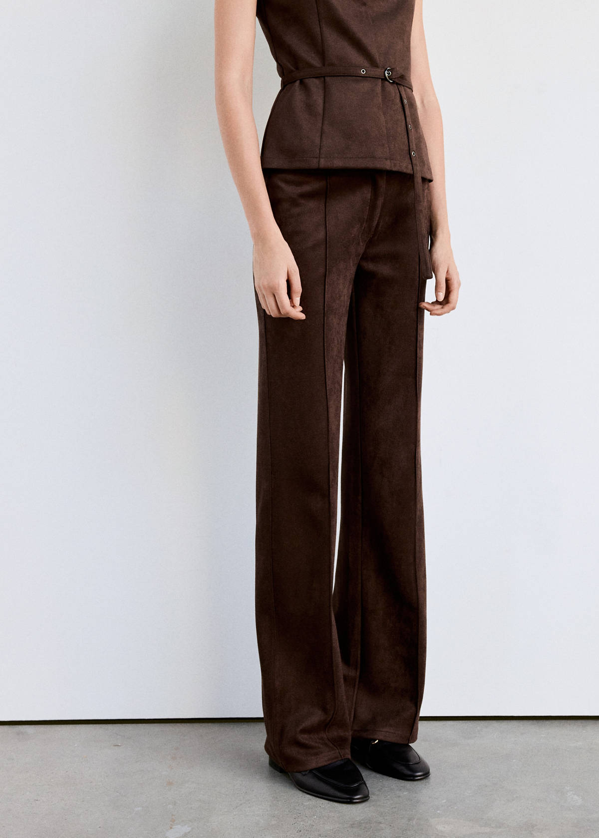 Suede trousers with seam detail — Brown