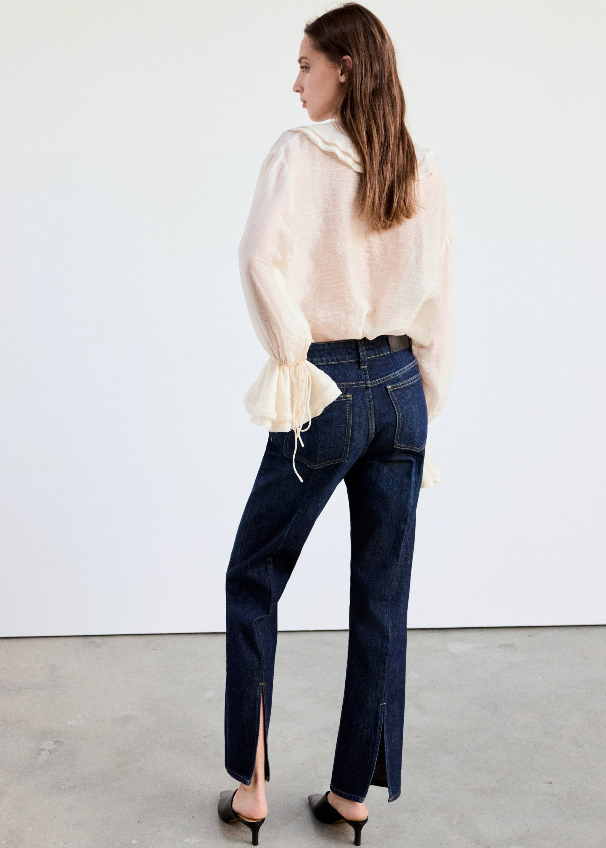 Mid-rise straight jeans - Reverse of the article, Dark Blue. Ref: 37075850-00.