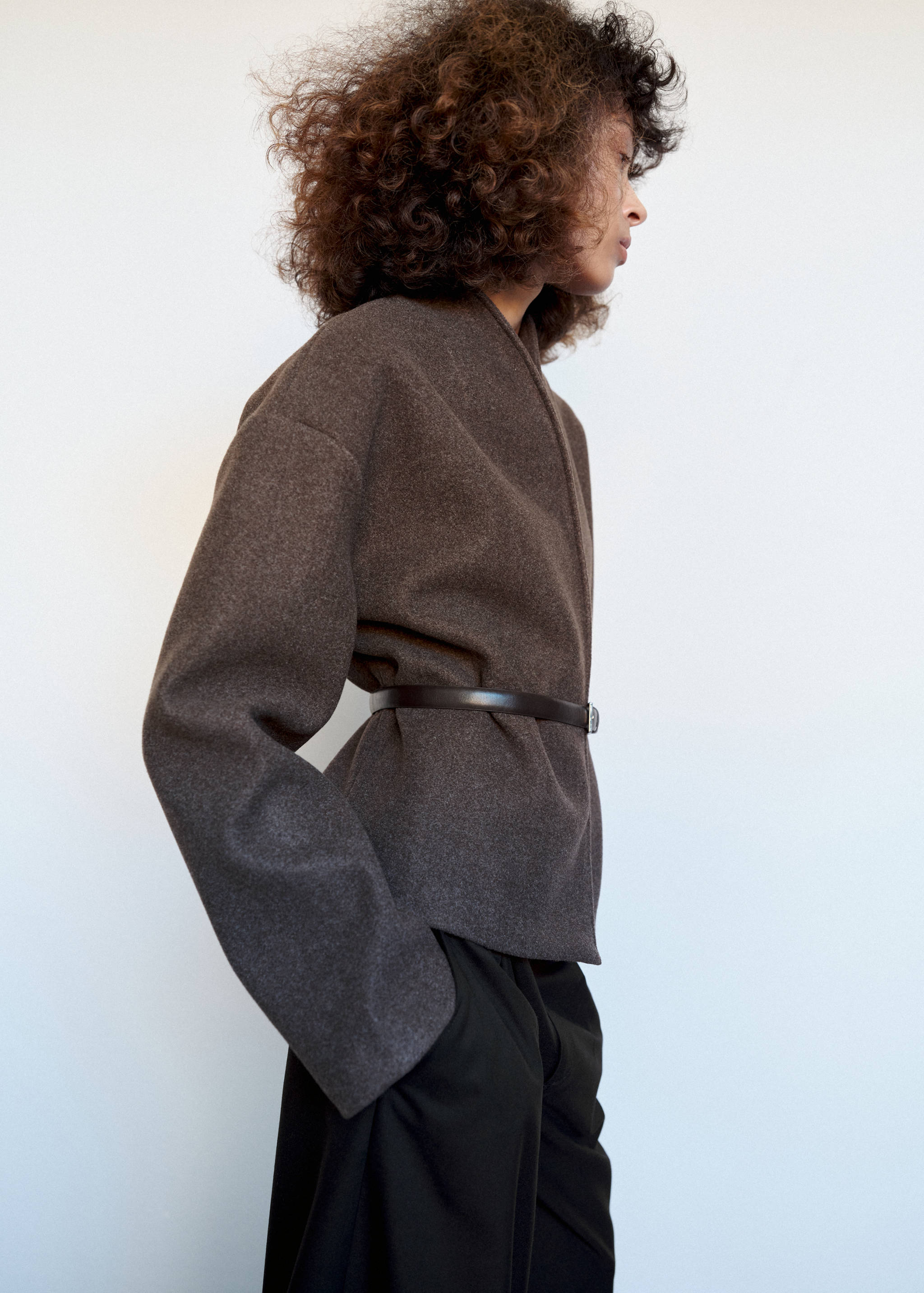High neck belted jacket - Details of the article 3