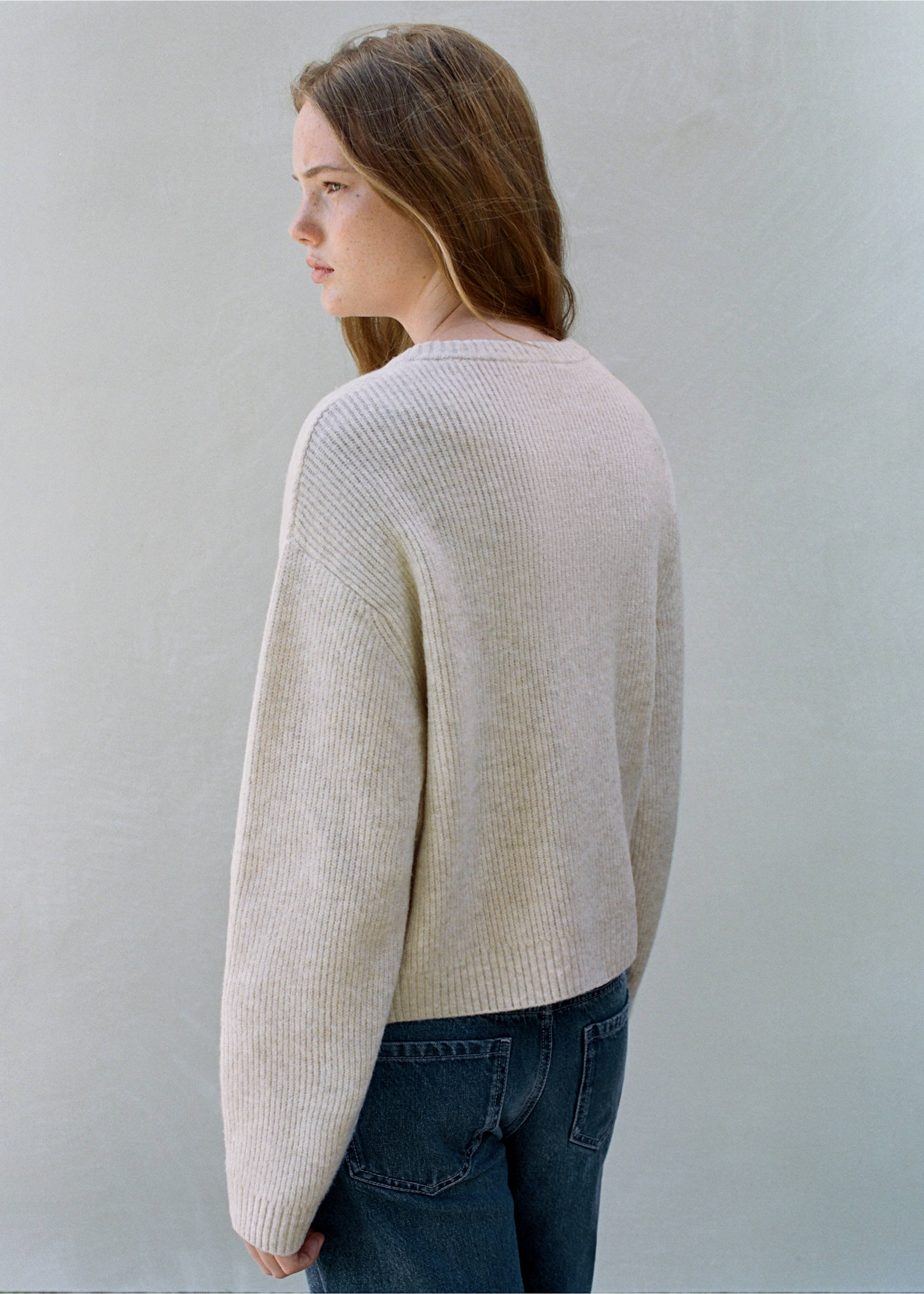 Ribbed buttoned cardigan - Reverse of the article, Sand. Ref: 37075856-00.