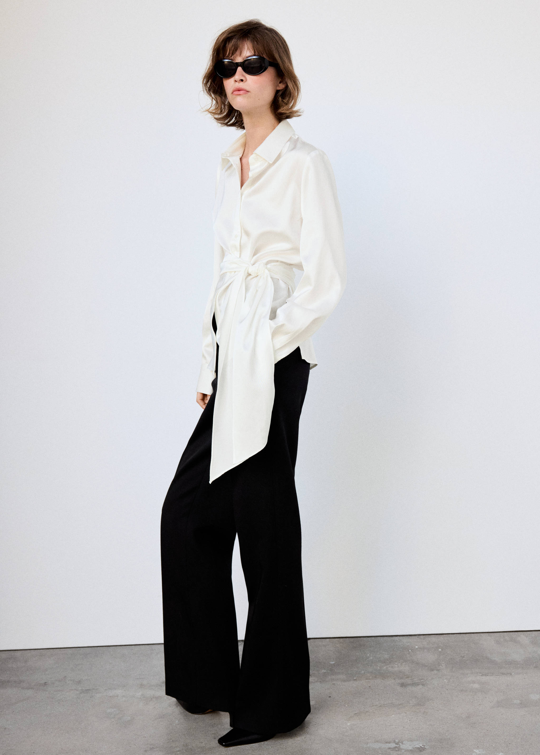Chemise droite détail nœud - Plan général