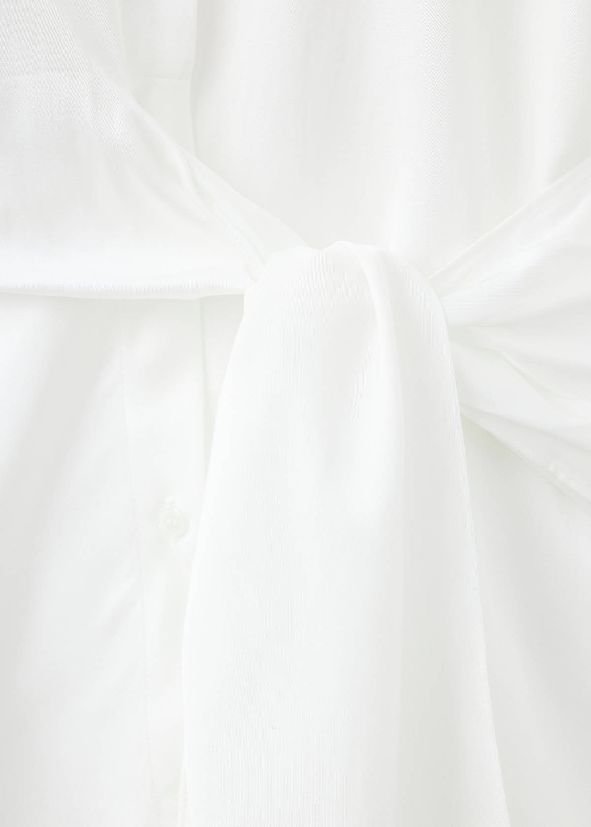 Straight-fit shirt with bow detail — Off White