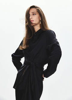 Straight-fit shirt with bow detail — Black 1