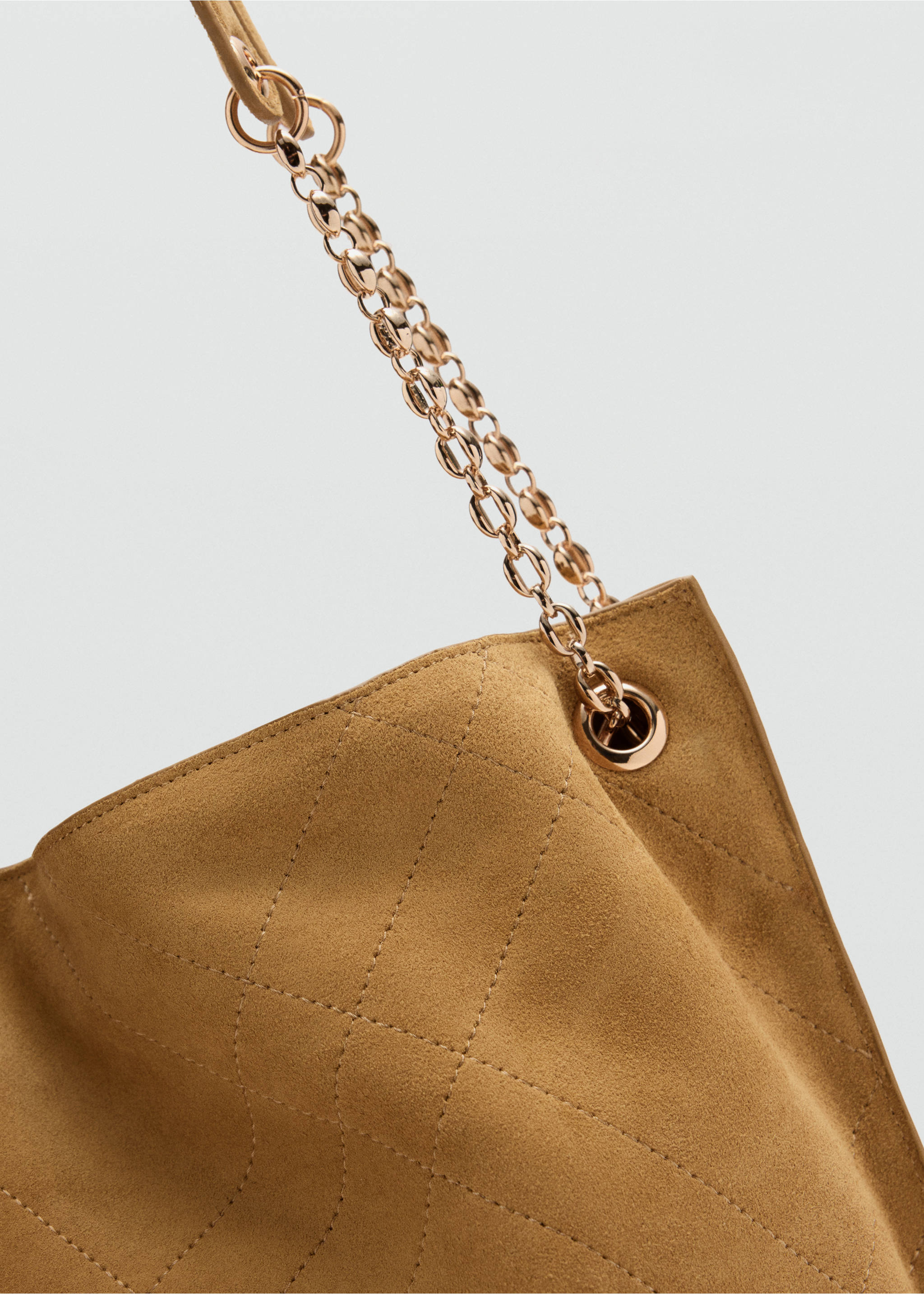 Suede drawstring bag - Details of the article 1, Medium Brown. Ref: 37075864-00.