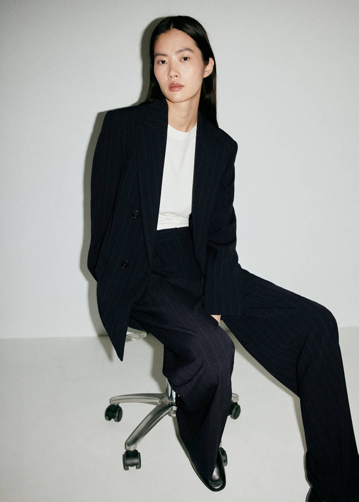 Pinstripe pleated trousers — Navy