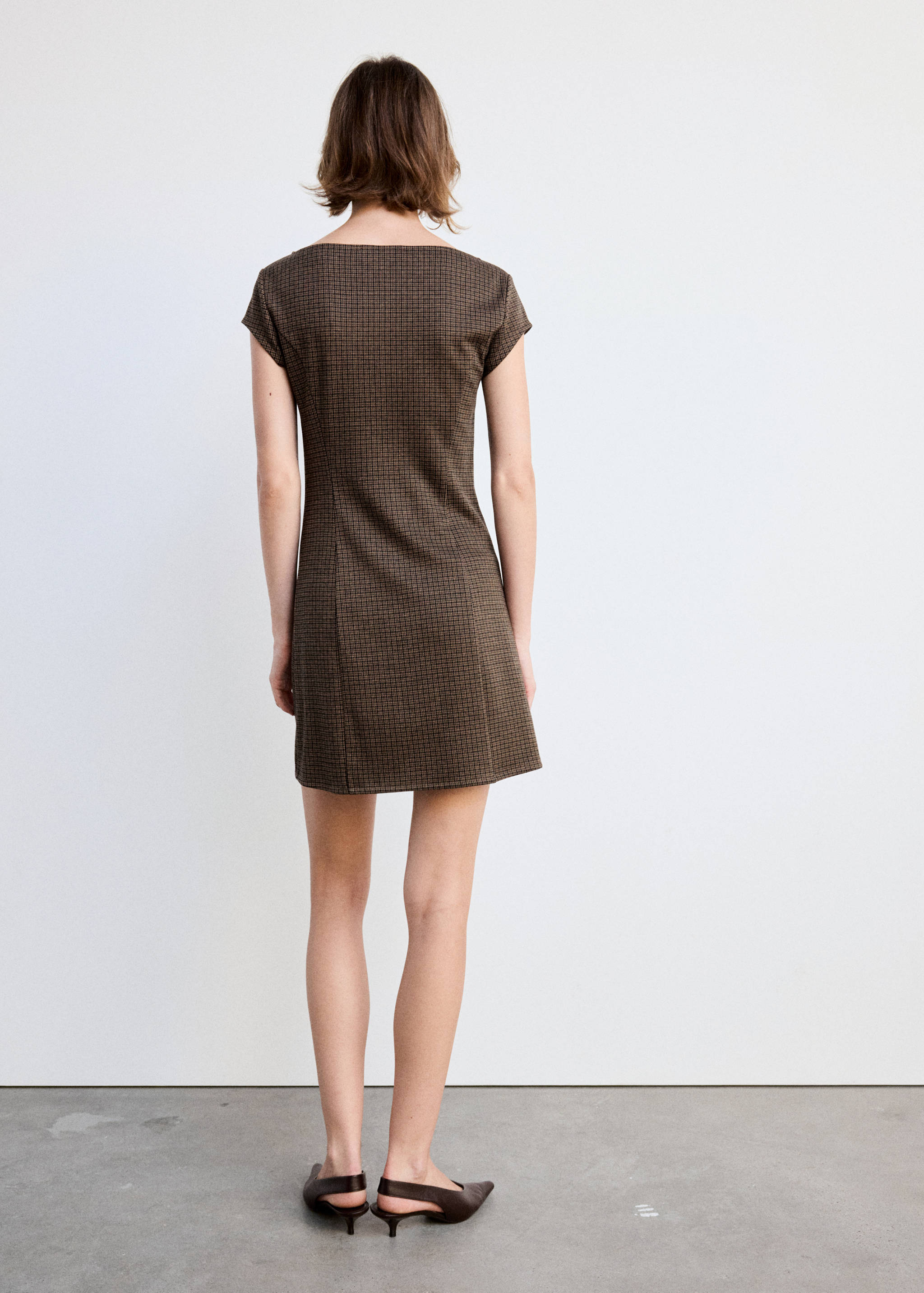 Dress checky - Reverse of the article