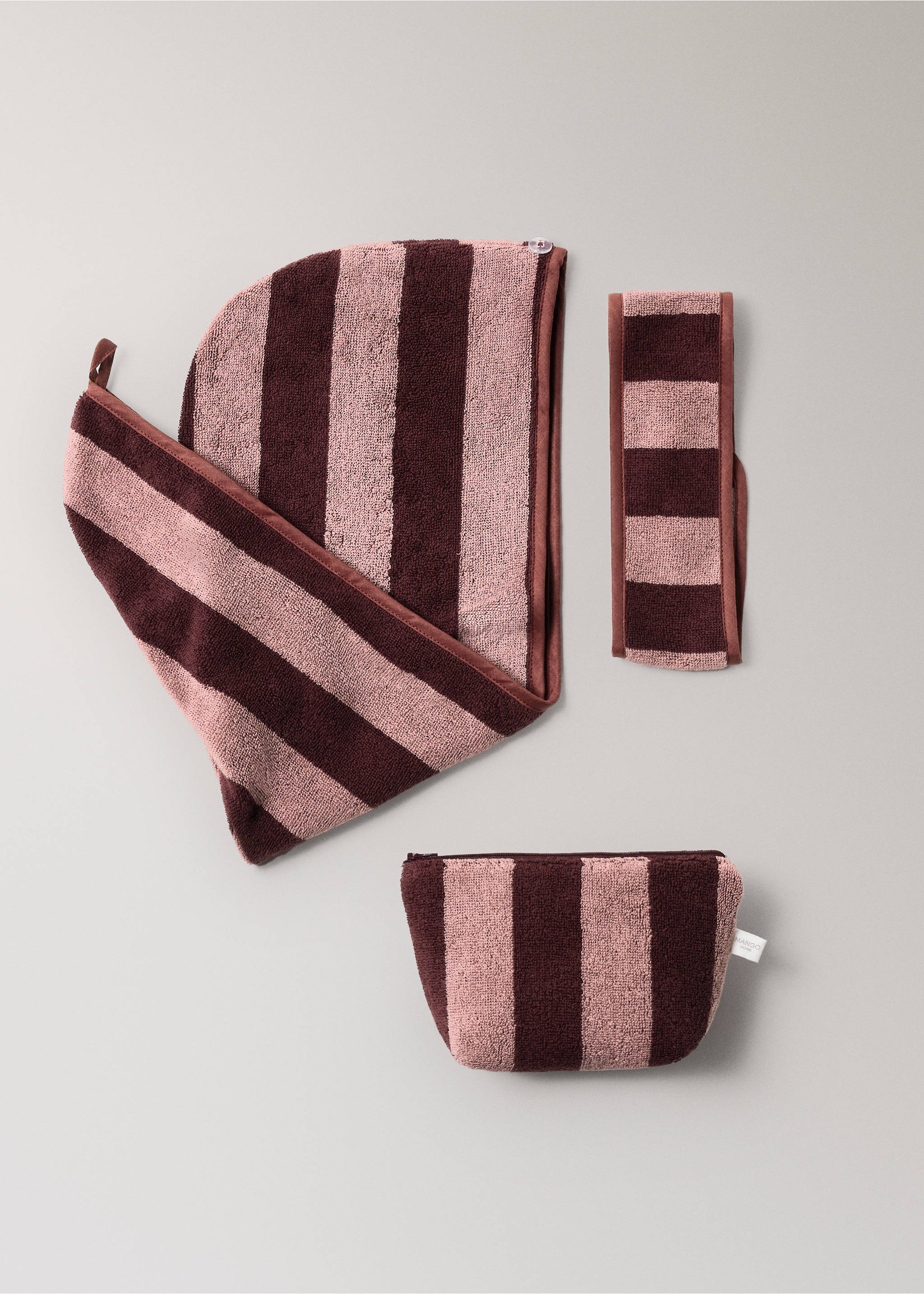 Cotton check wash bag - Details of the article 2, Burgundy. Ref: 37075869-00.