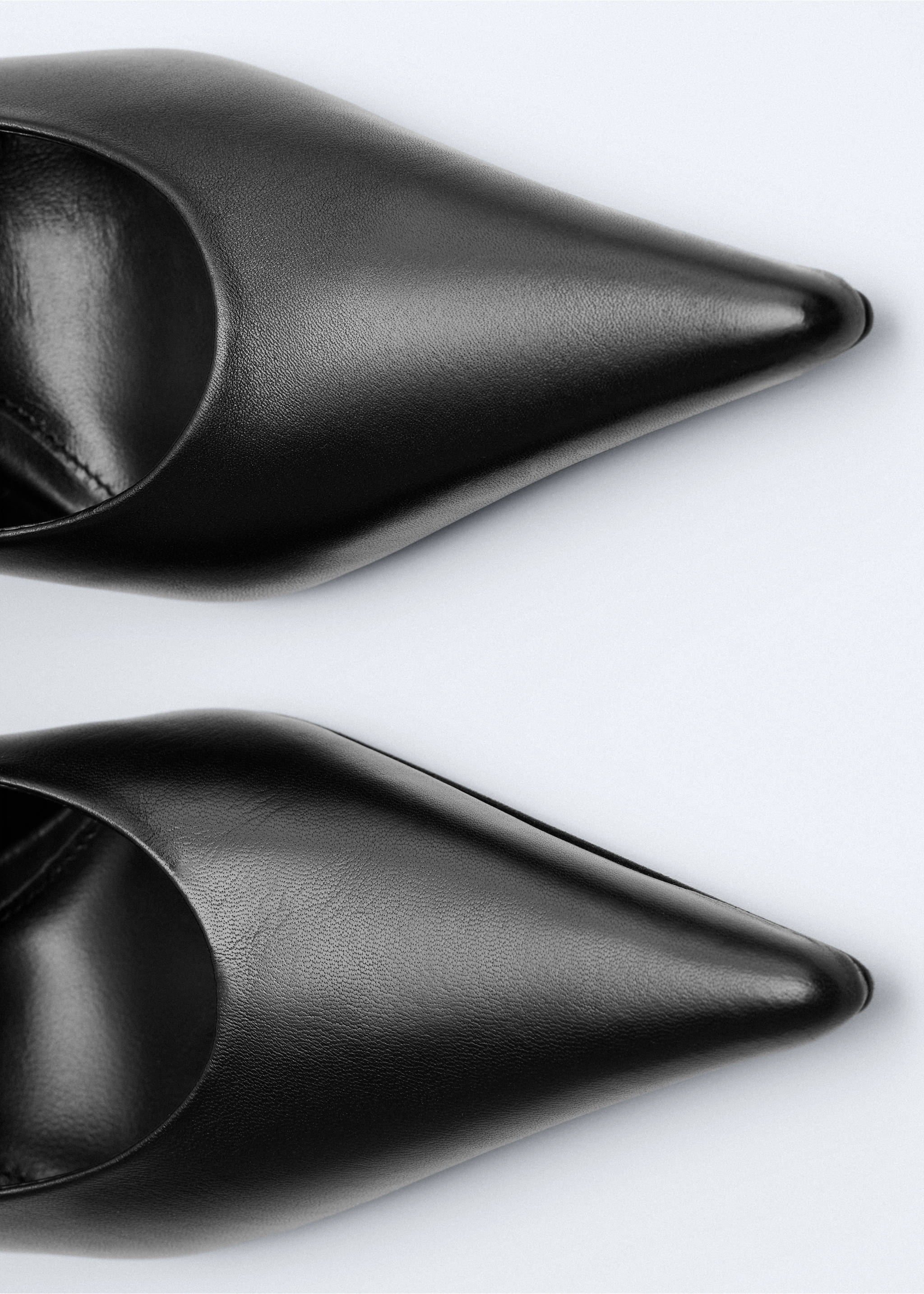 Pointed-toe leather heeled shoes - Details of the article 2, Black. Ref: 37075872-00.