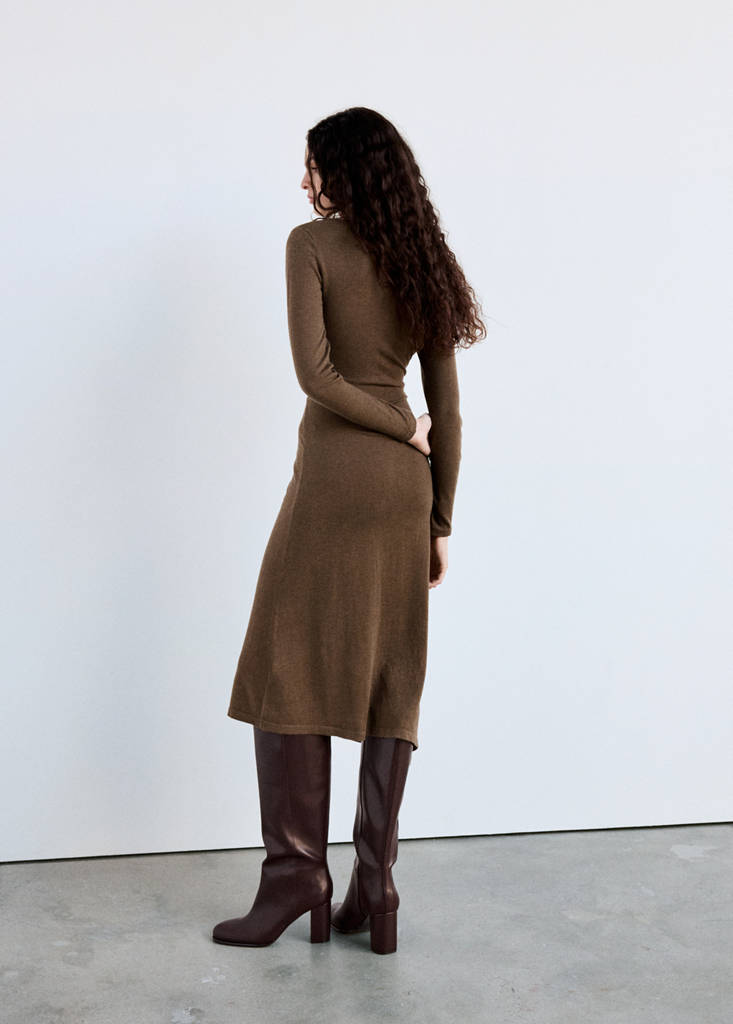 Long asymmetrical knit dress — Medium Brown