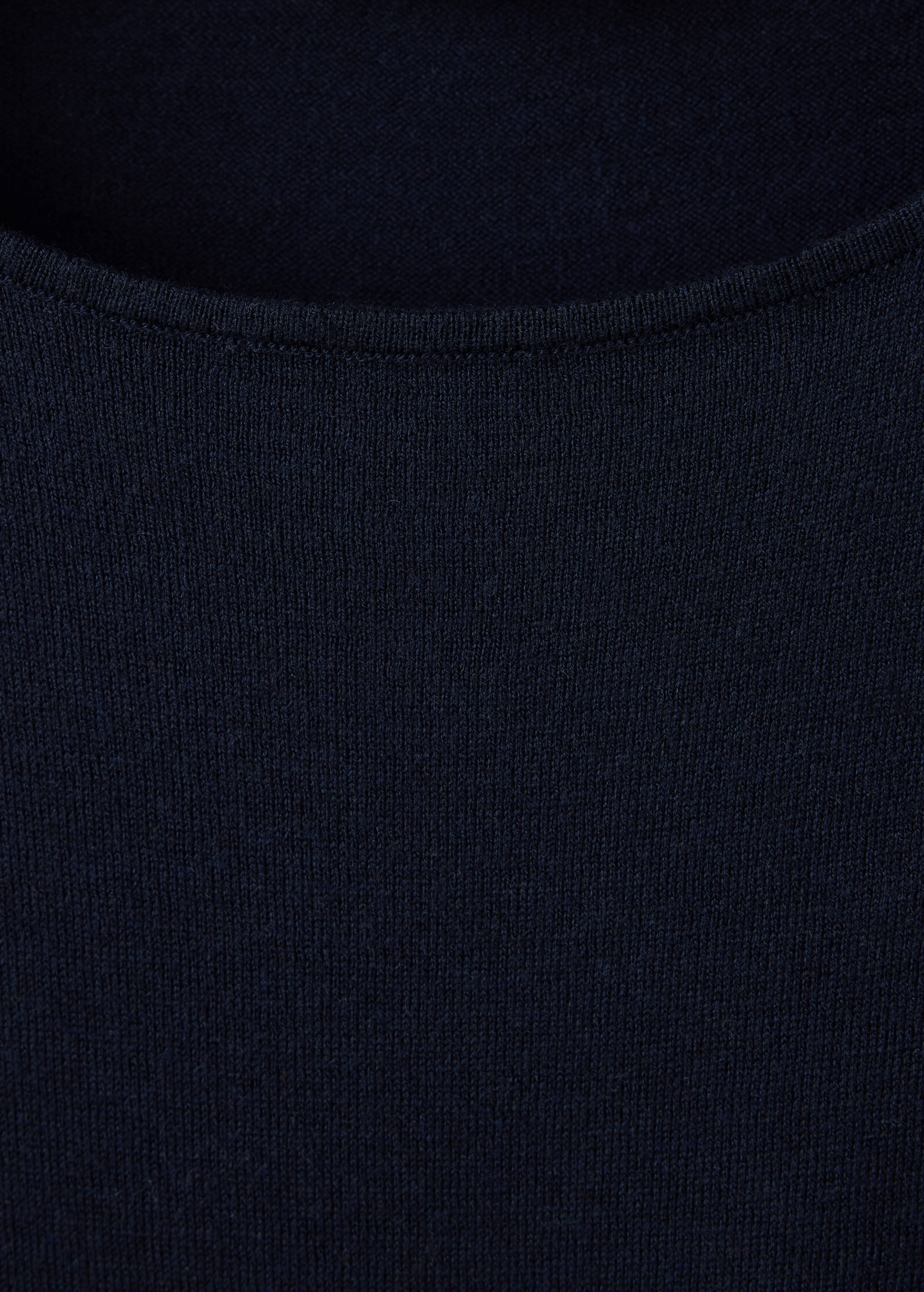 Long asymmetrical knit dress - Details of the article 0