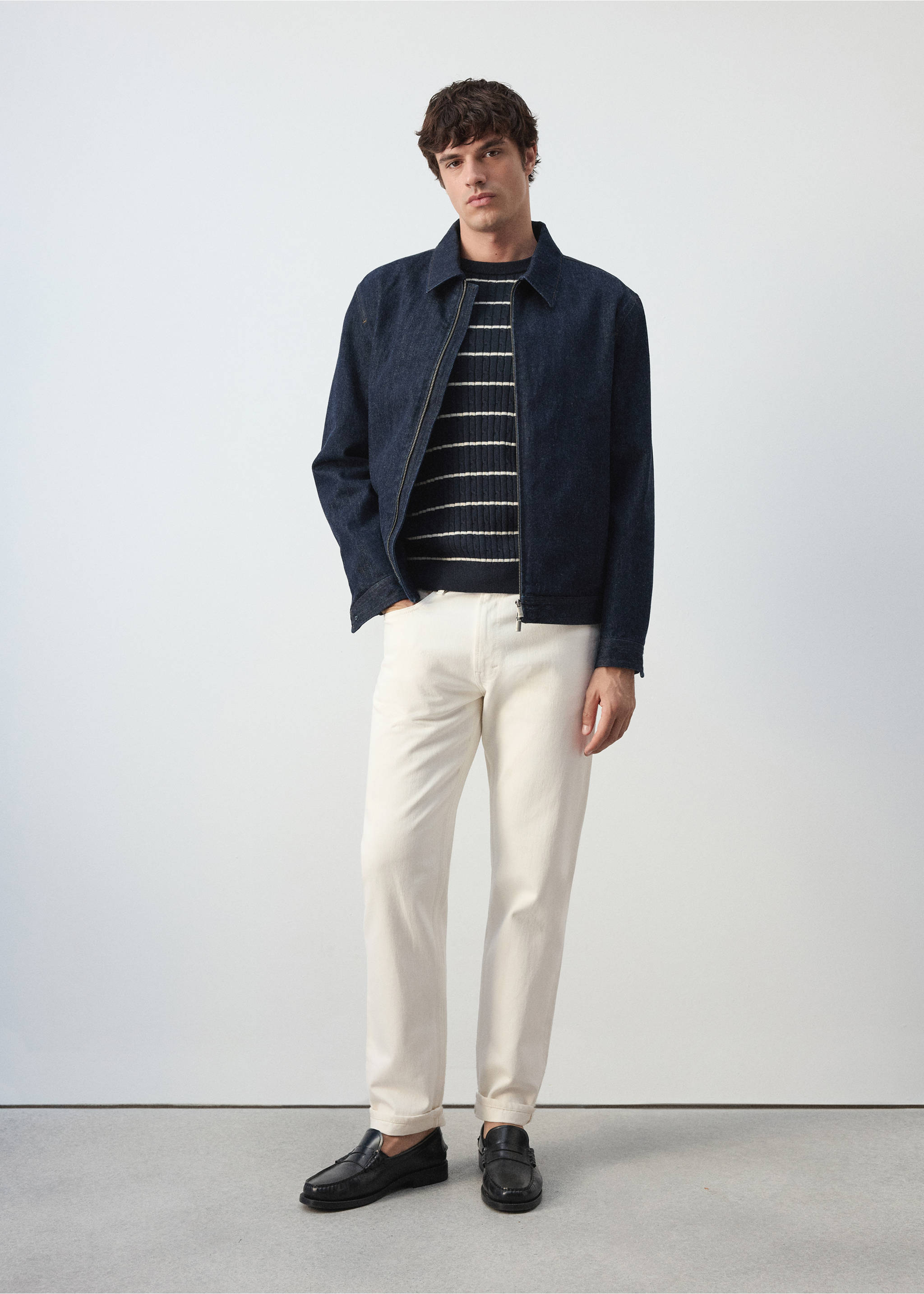 Jean 100 % coton regular-fit cropped - Plan général, Blanc cassé. Ref: 37075972-00.