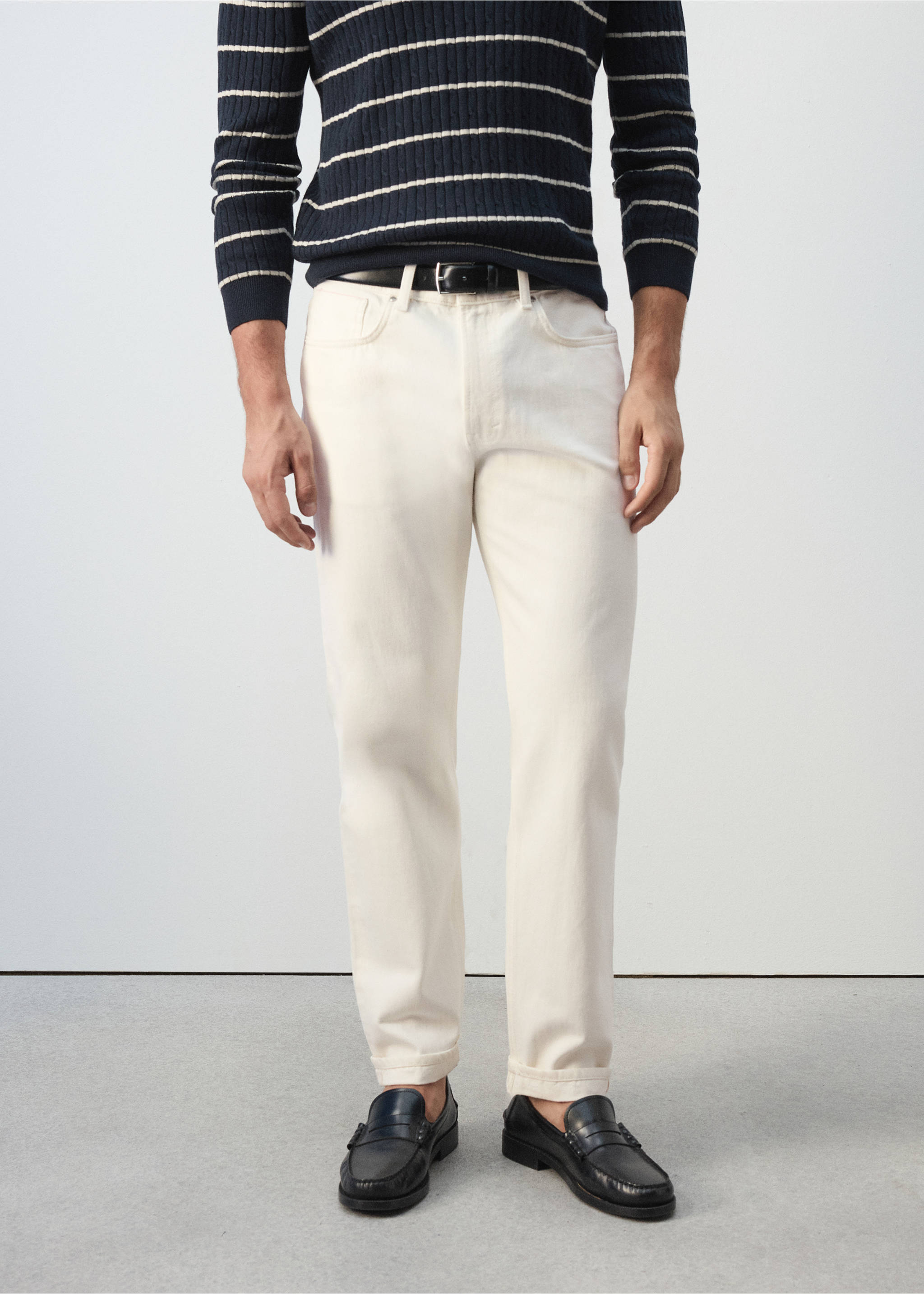 Jean 100 % coton regular-fit cropped - Plan moyen, Blanc cassé. Ref: 37075972-00.