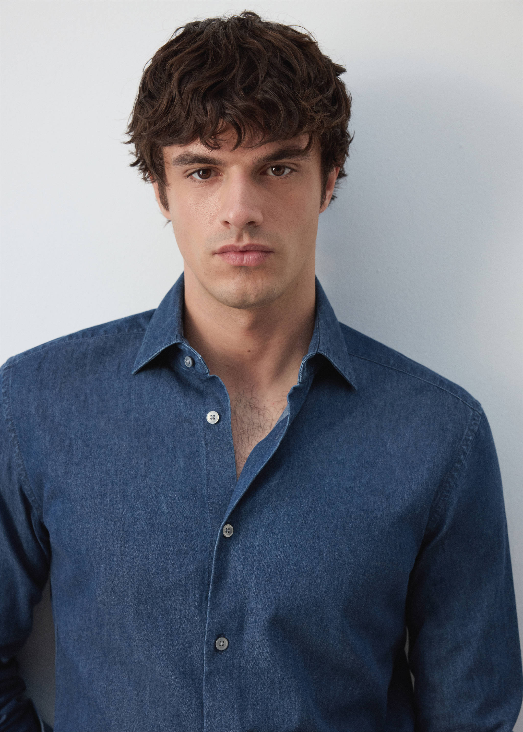 Chemise chambray 100 % coton - Détail de l'article 1, Bleu moyen. Ref: 37075977-00.