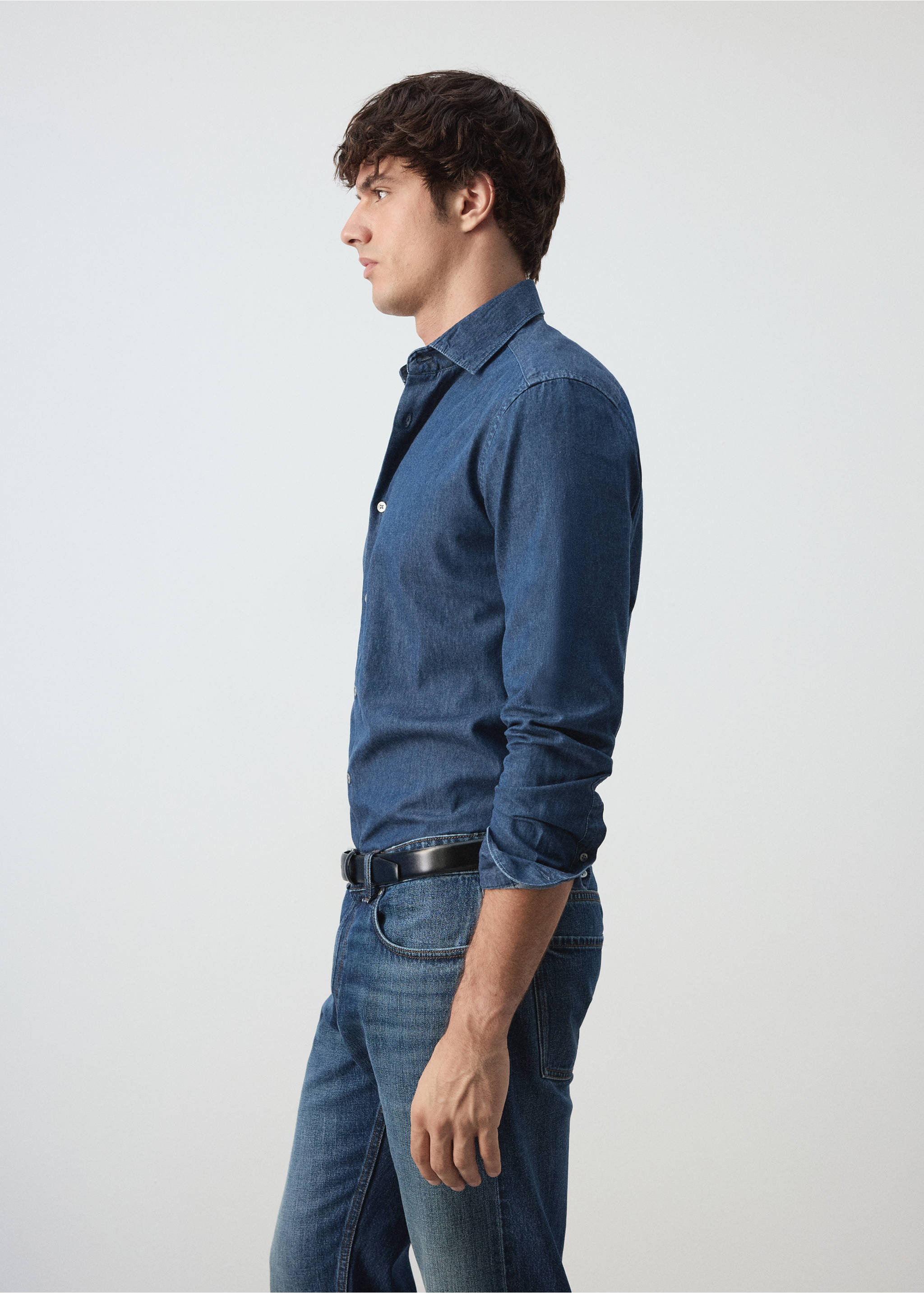 Chemise chambray 100 % coton - Détail de l'article 2, Bleu moyen. Ref: 37075977-00.