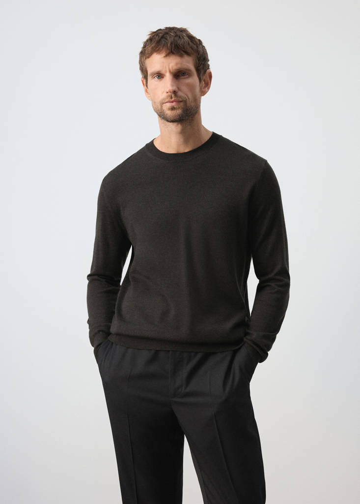 Fine-knit 100% merino wool jumper — Chocolate