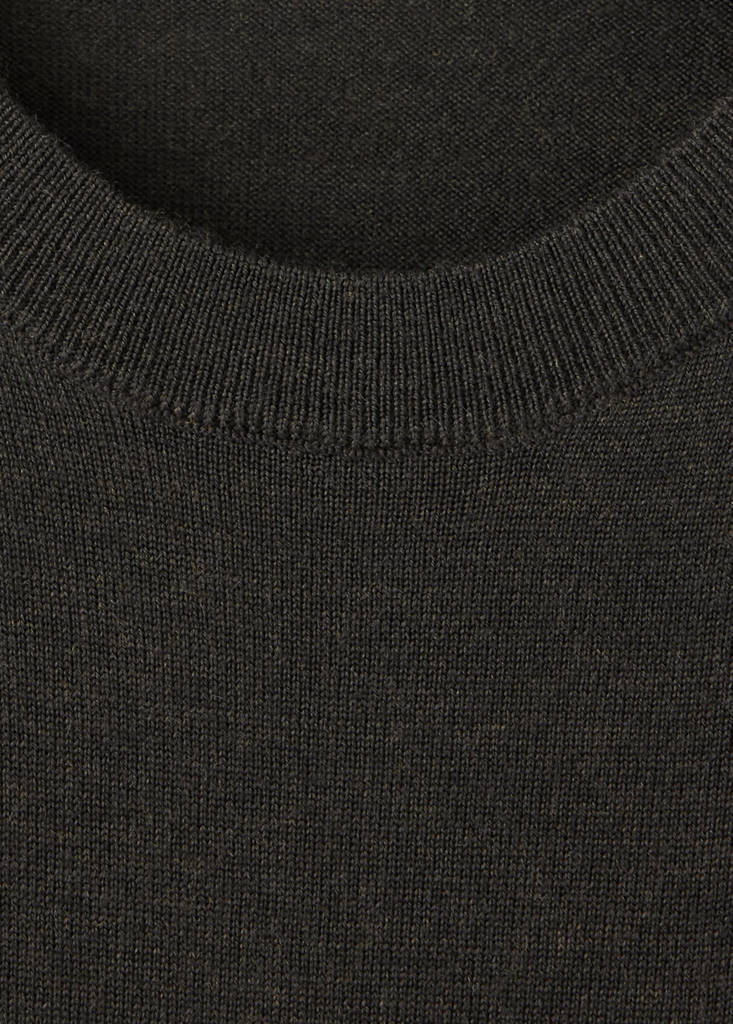 Fine-knit 100% merino wool jumper — Chocolate
